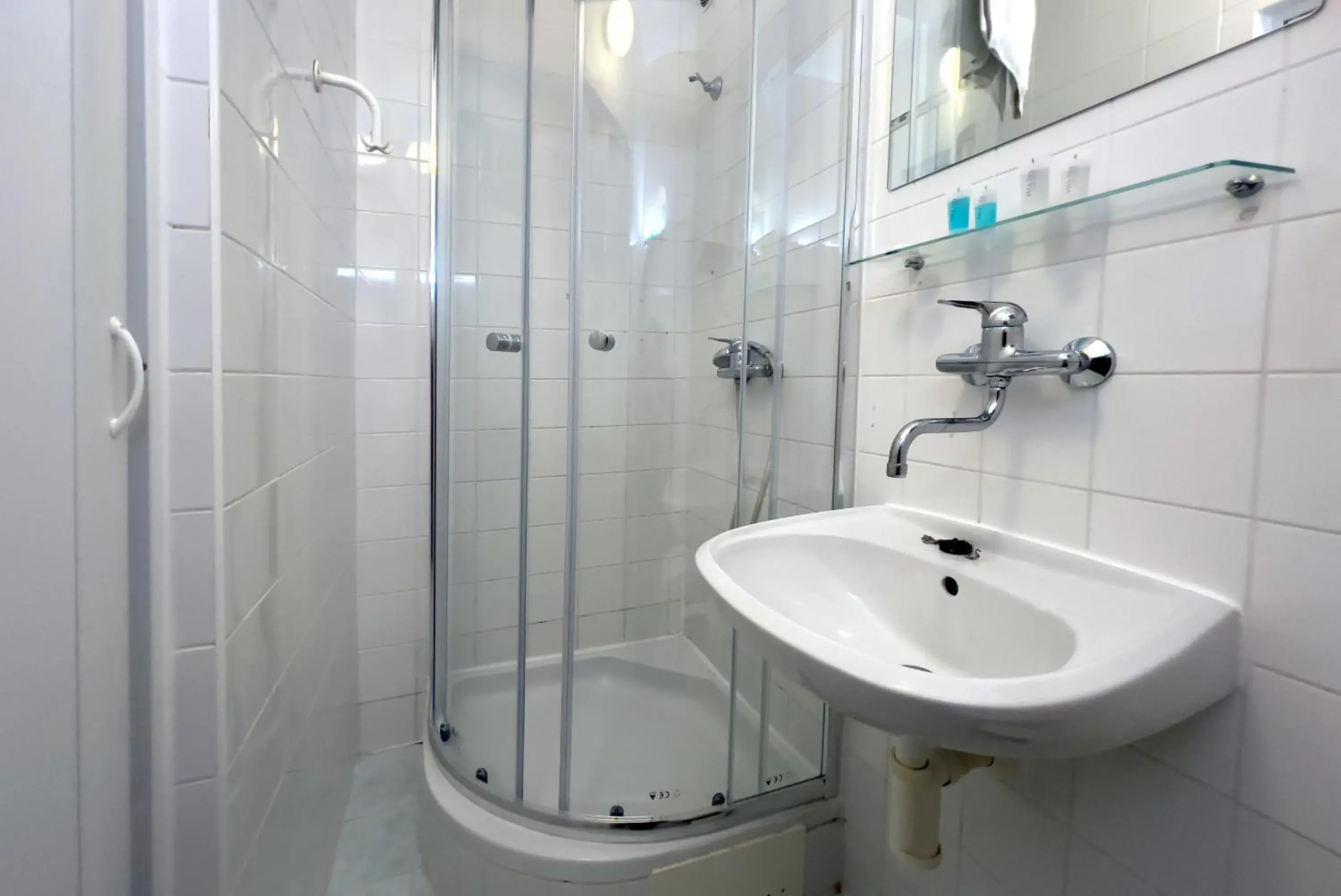 Economy Triple Room with Mountain View in Hotel Horní Pramen Economy Triple Room with Mountain View in Hotel Horní Pramen