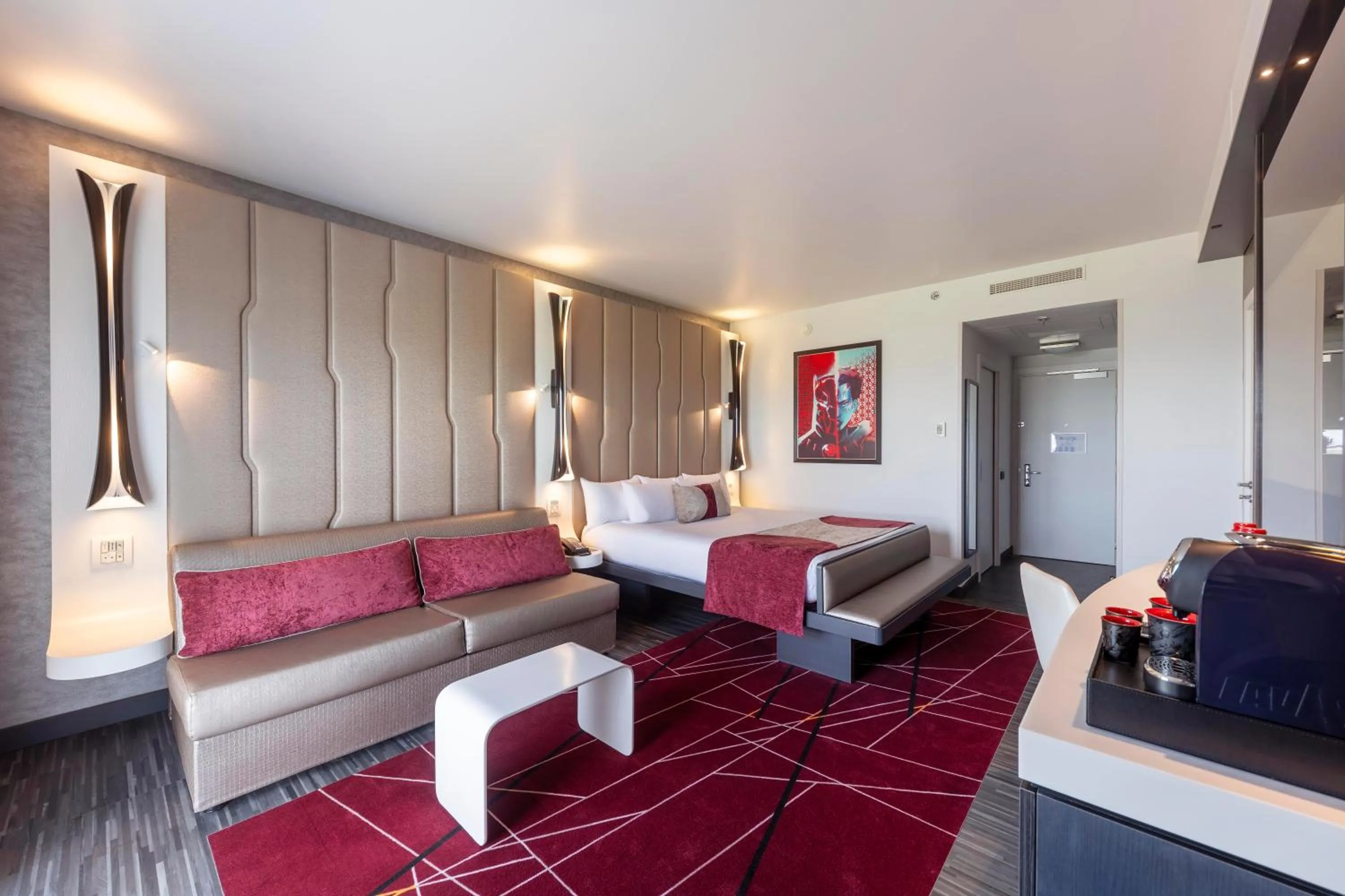 Bedroom, Bed in Disney Hotel New York - The Art of Marvel