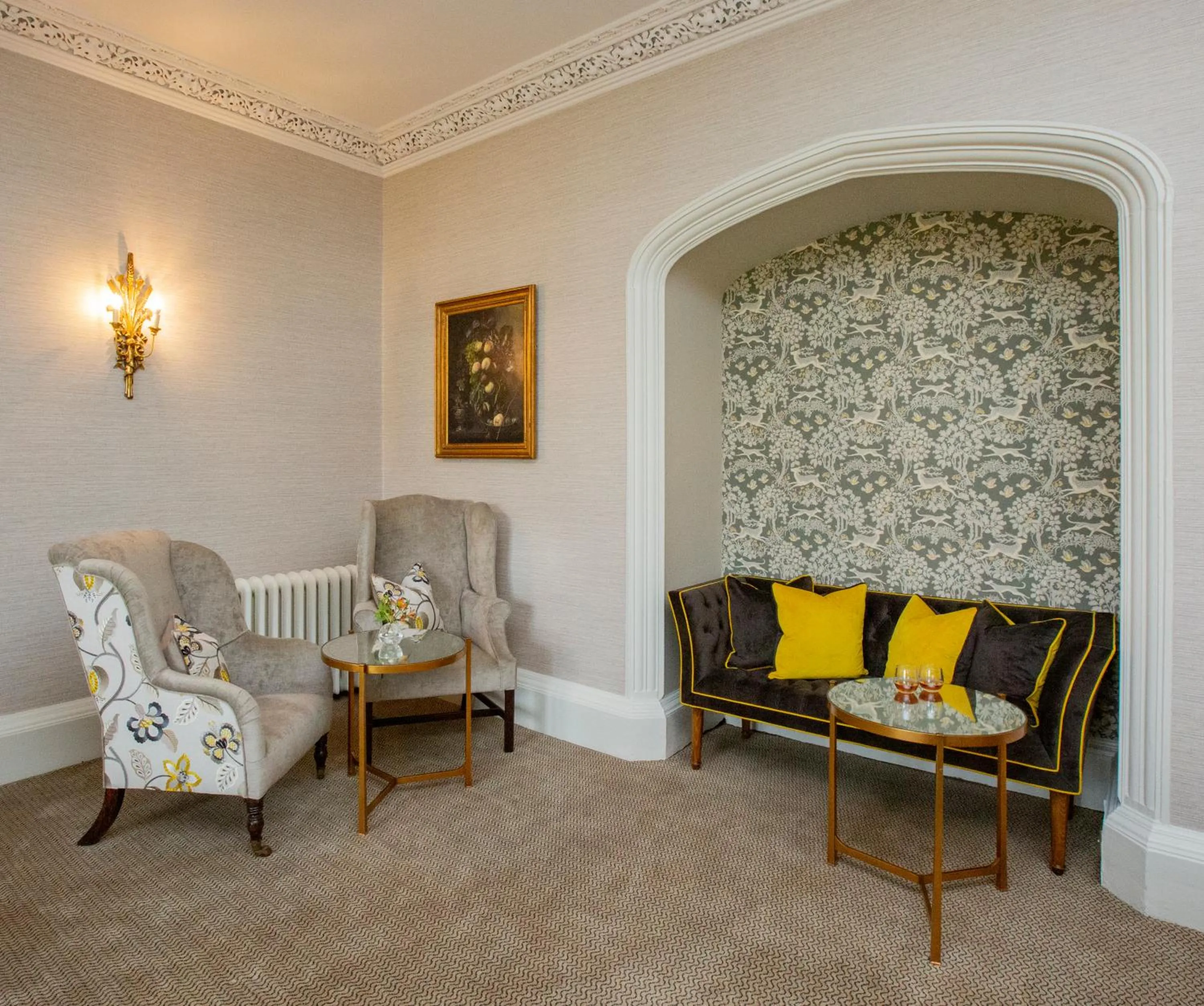 Lounge or bar in Lords Of The Manor