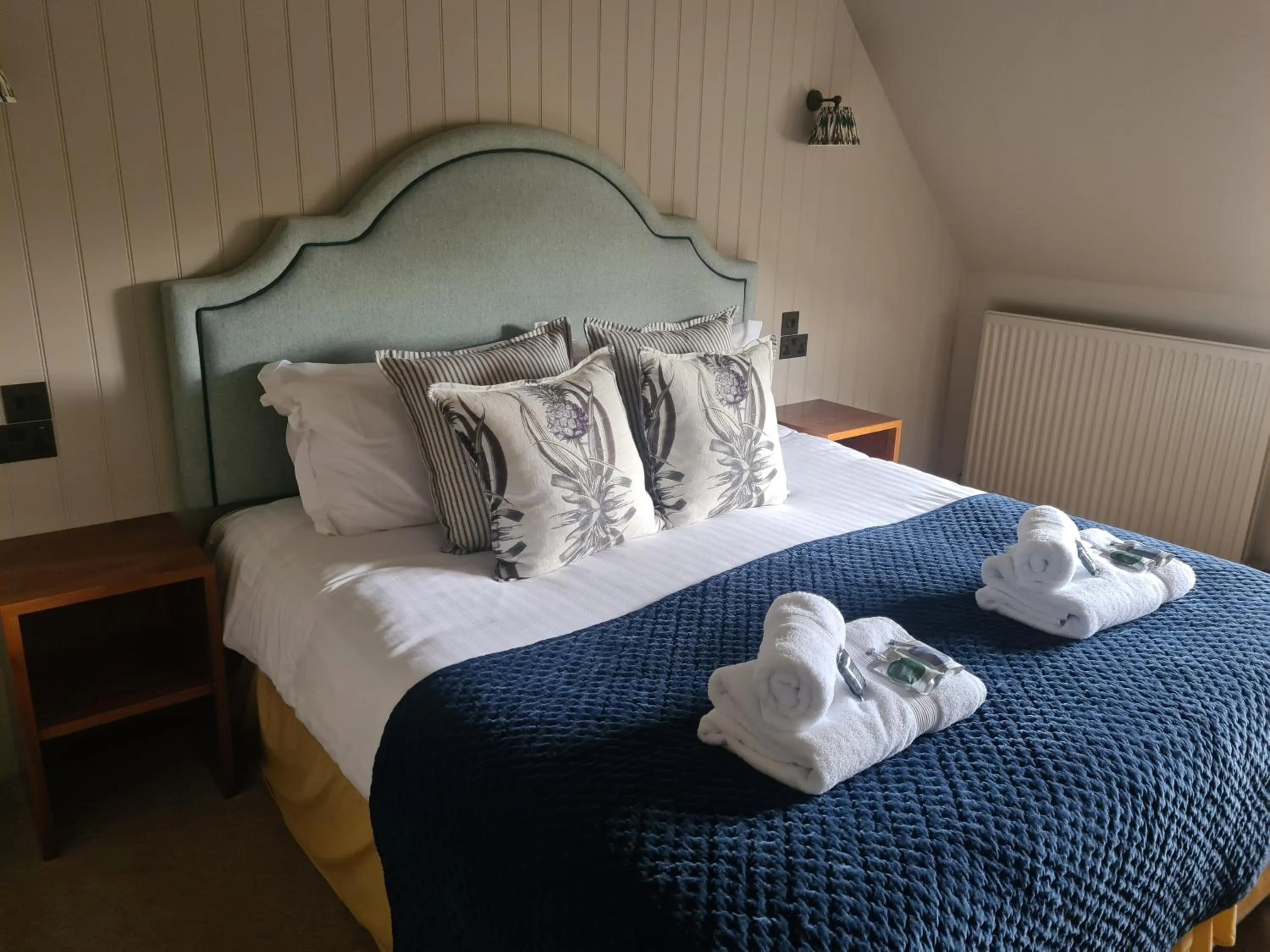Bed in Priory Inn