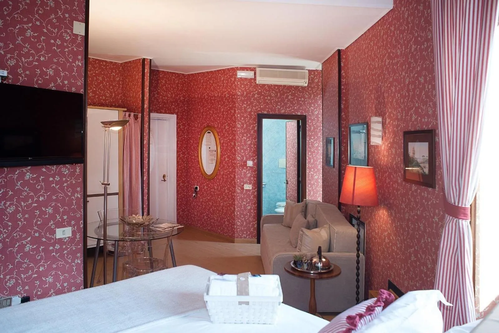 Photo of the whole room, Bed in Residenza Echia