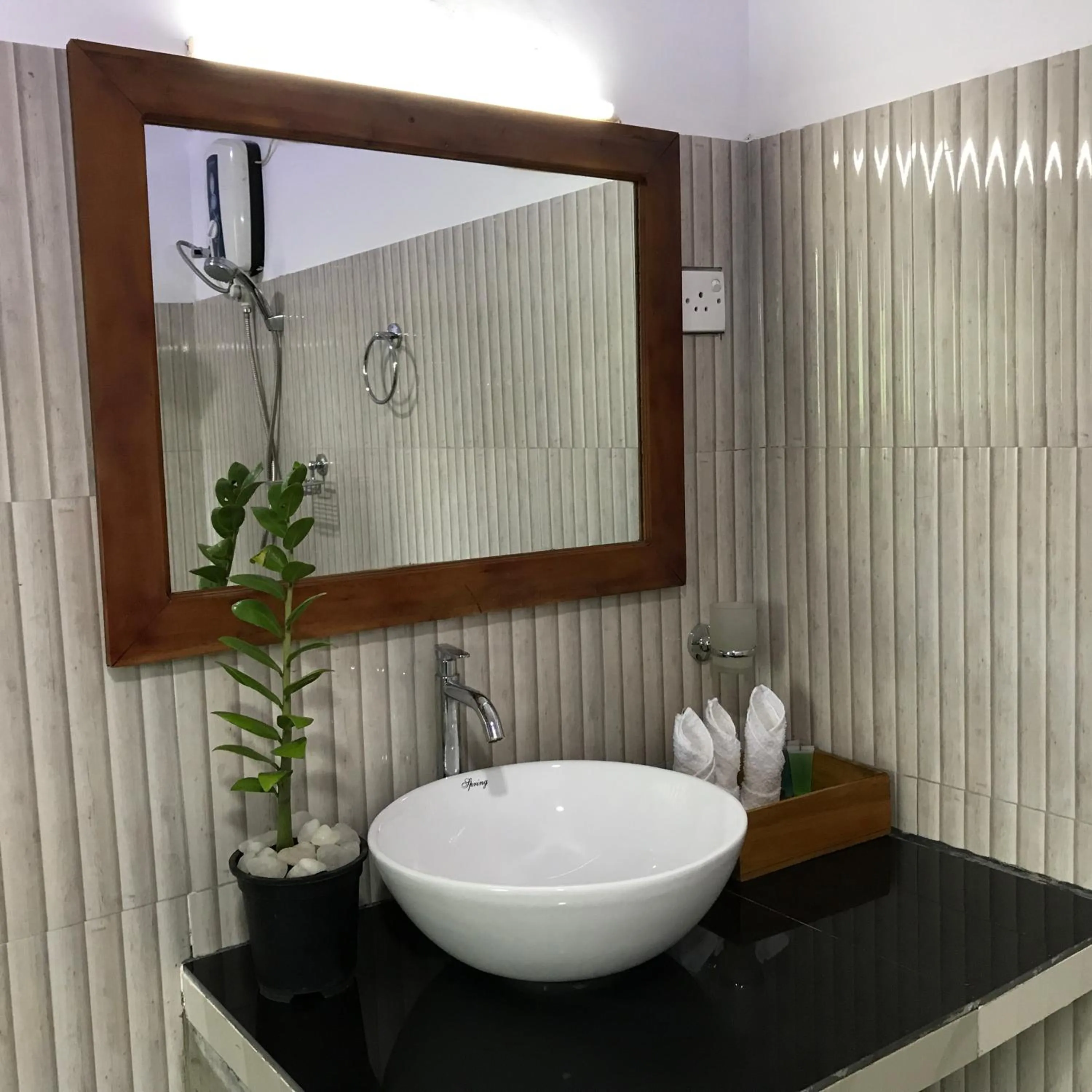 Bathroom in Sunshine Resort & Spa Sigiriya