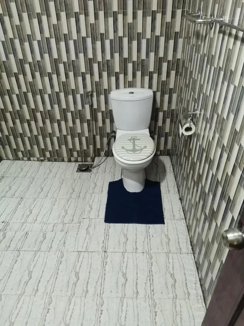 Bathroom in Sunshine Resort & Spa Sigiriya