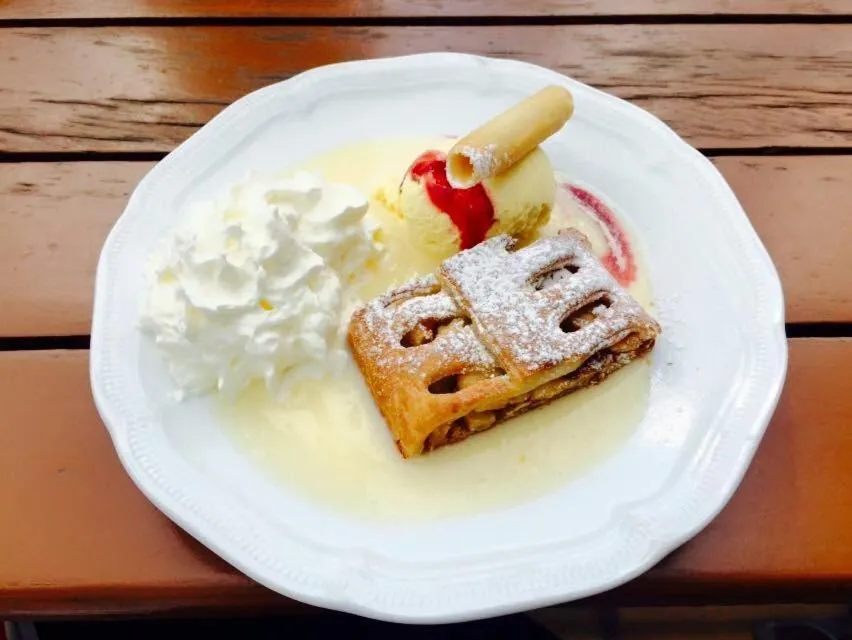 Food and drinks in Sunshine Resort & Spa Sigiriya