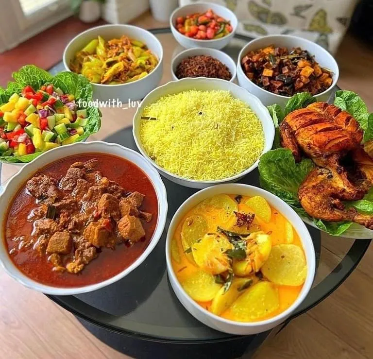 Lunch in Sunshine Resort & Spa Sigiriya