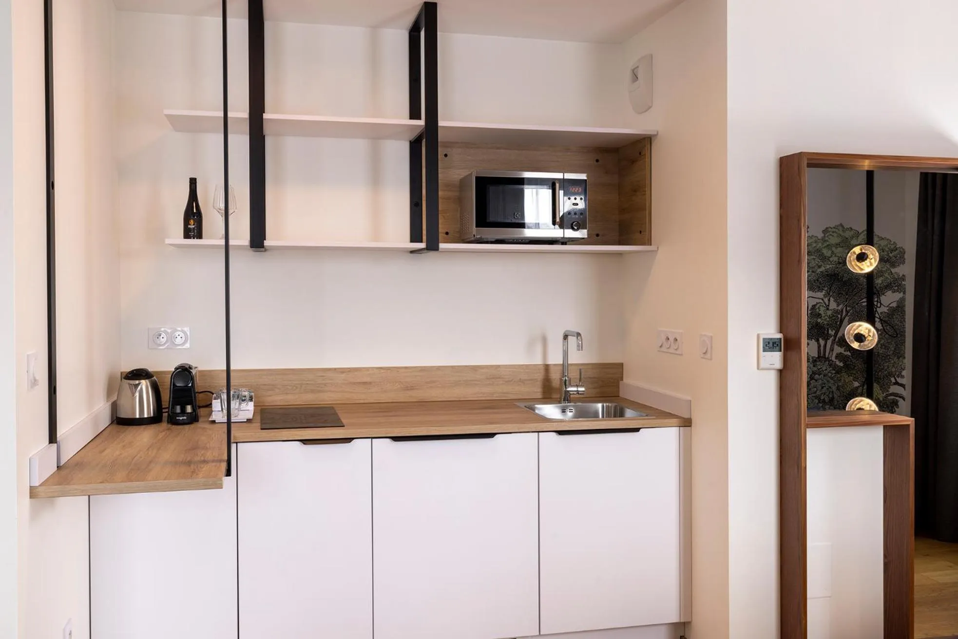 Kitchen or kitchenette in Hôtel Du Dragon