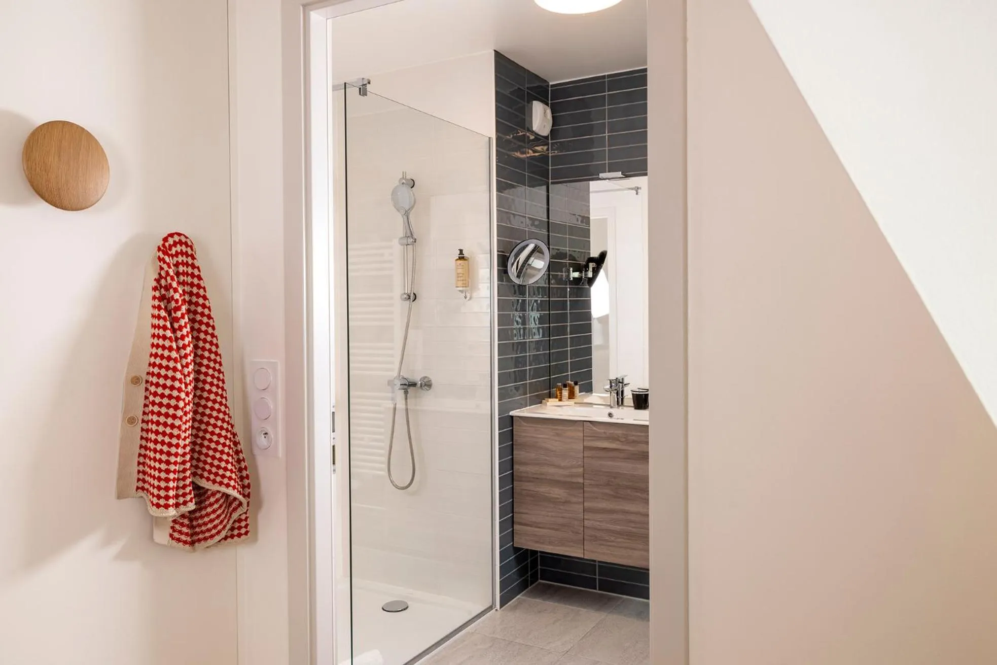 Bathroom in Hôtel Du Dragon