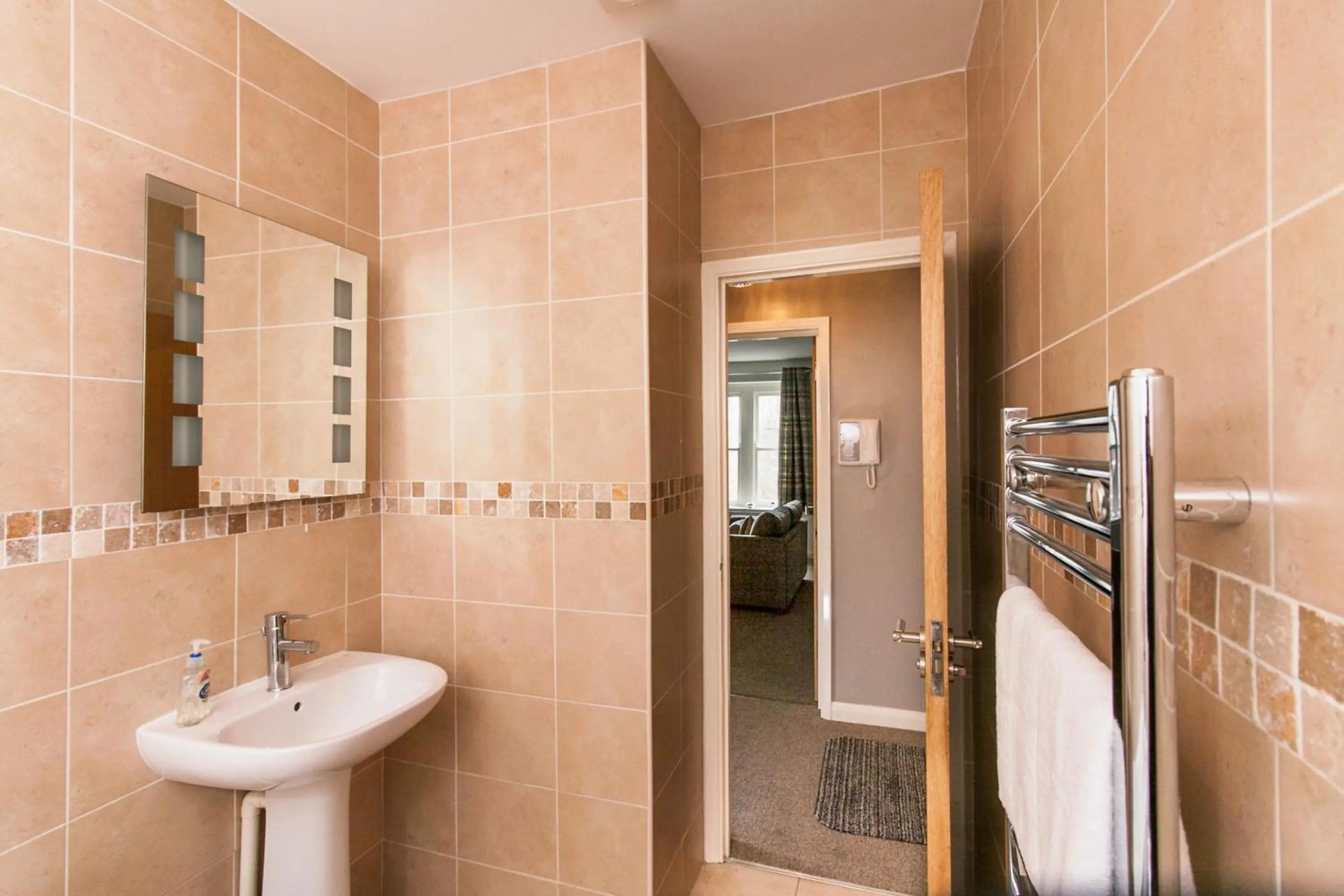 Bathroom in Cwrt Sofia