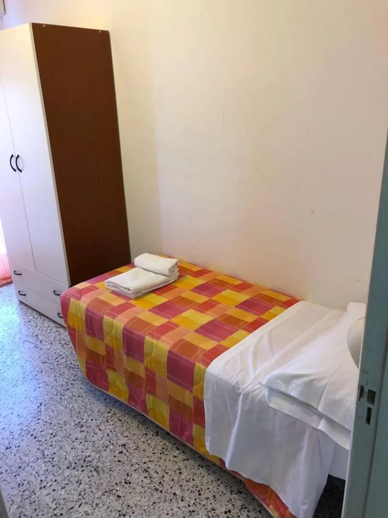 Photo of the whole room in Hotel Hollywood