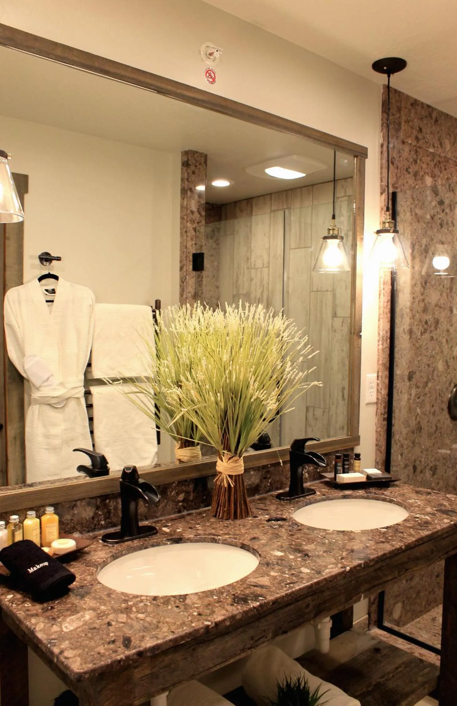 1872 Inn - Adults Exclusive