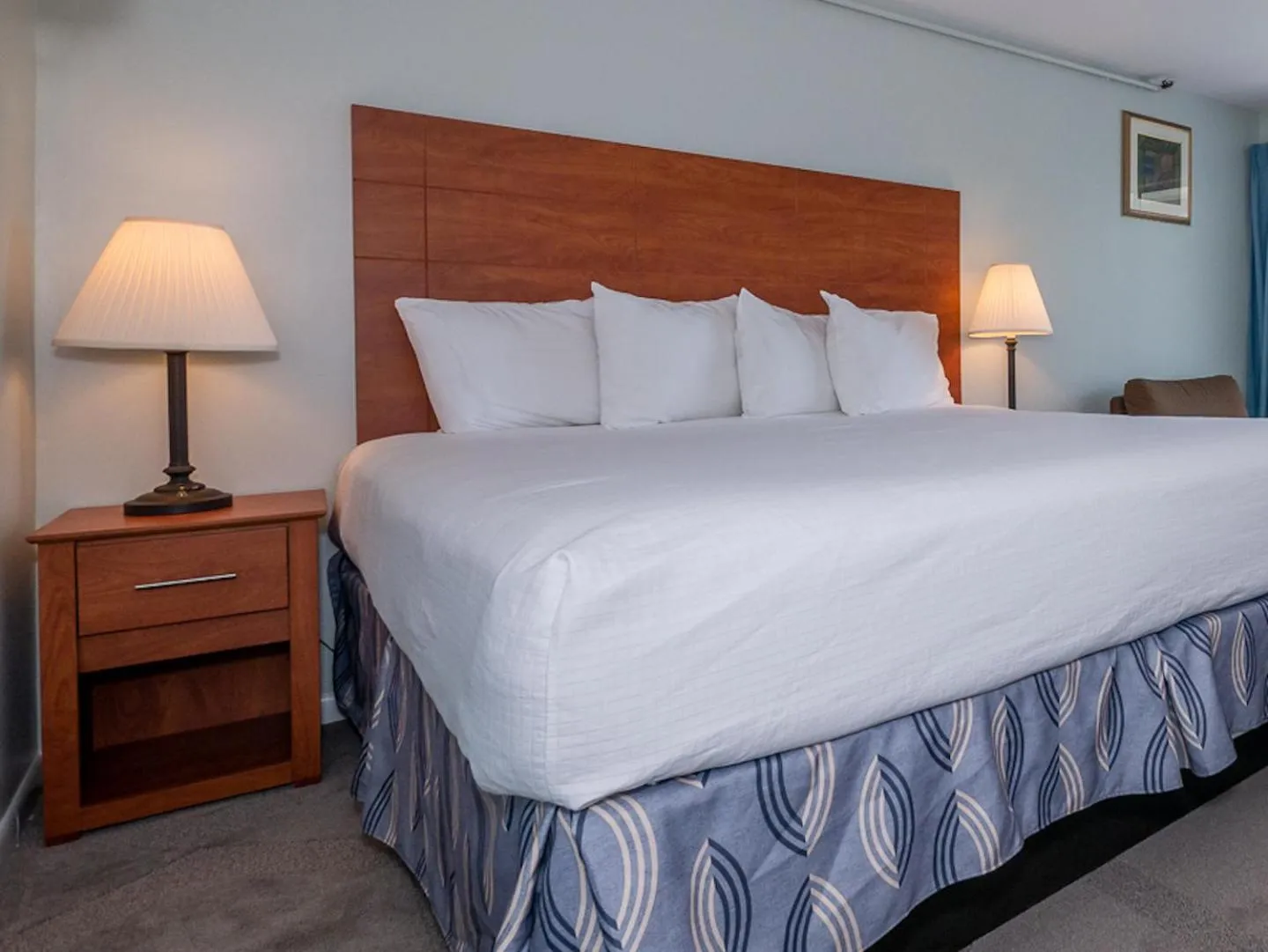 Bed in Sea Latch Inn