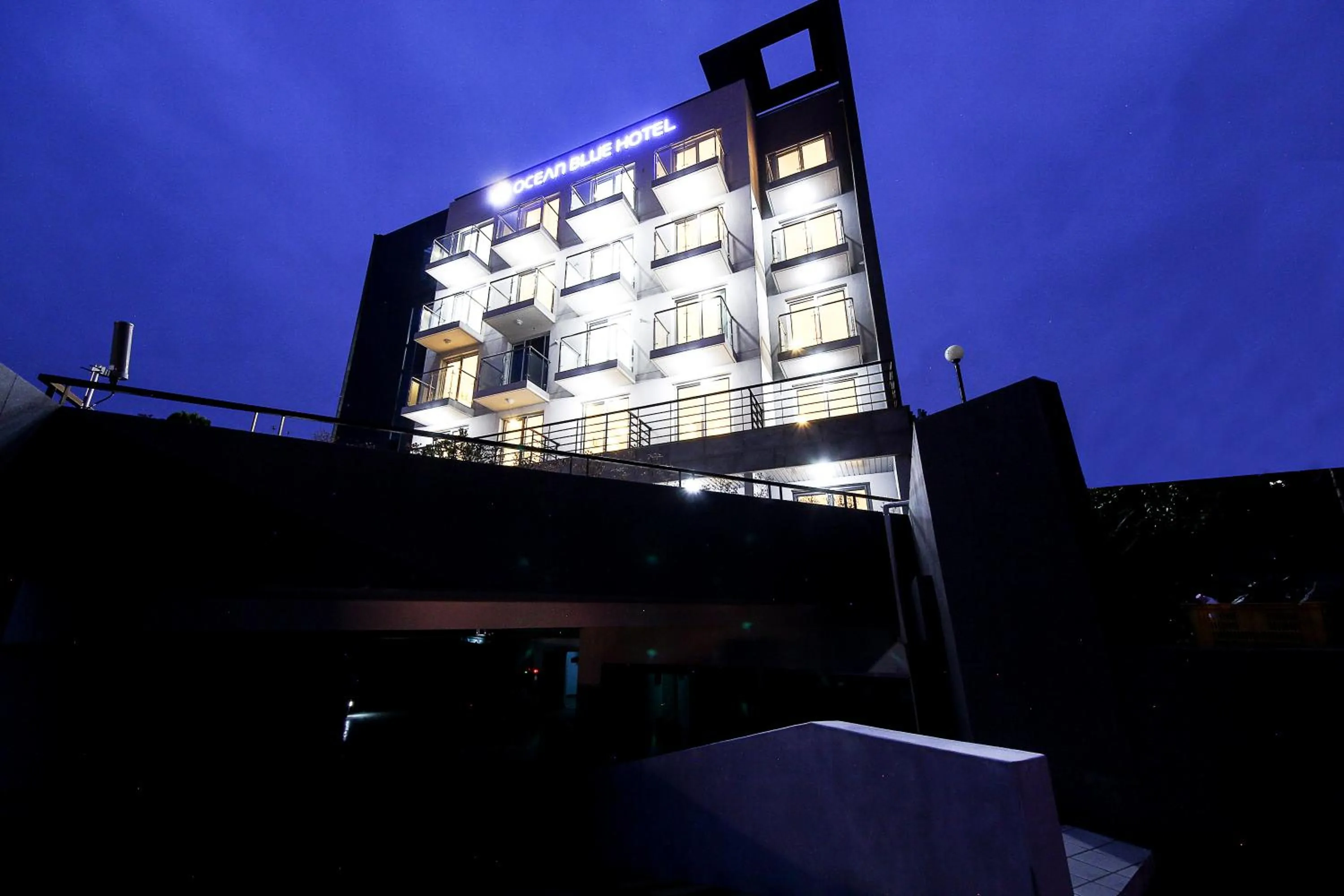 Property Building in Jeju Jungmun Ocean Blue Hotel