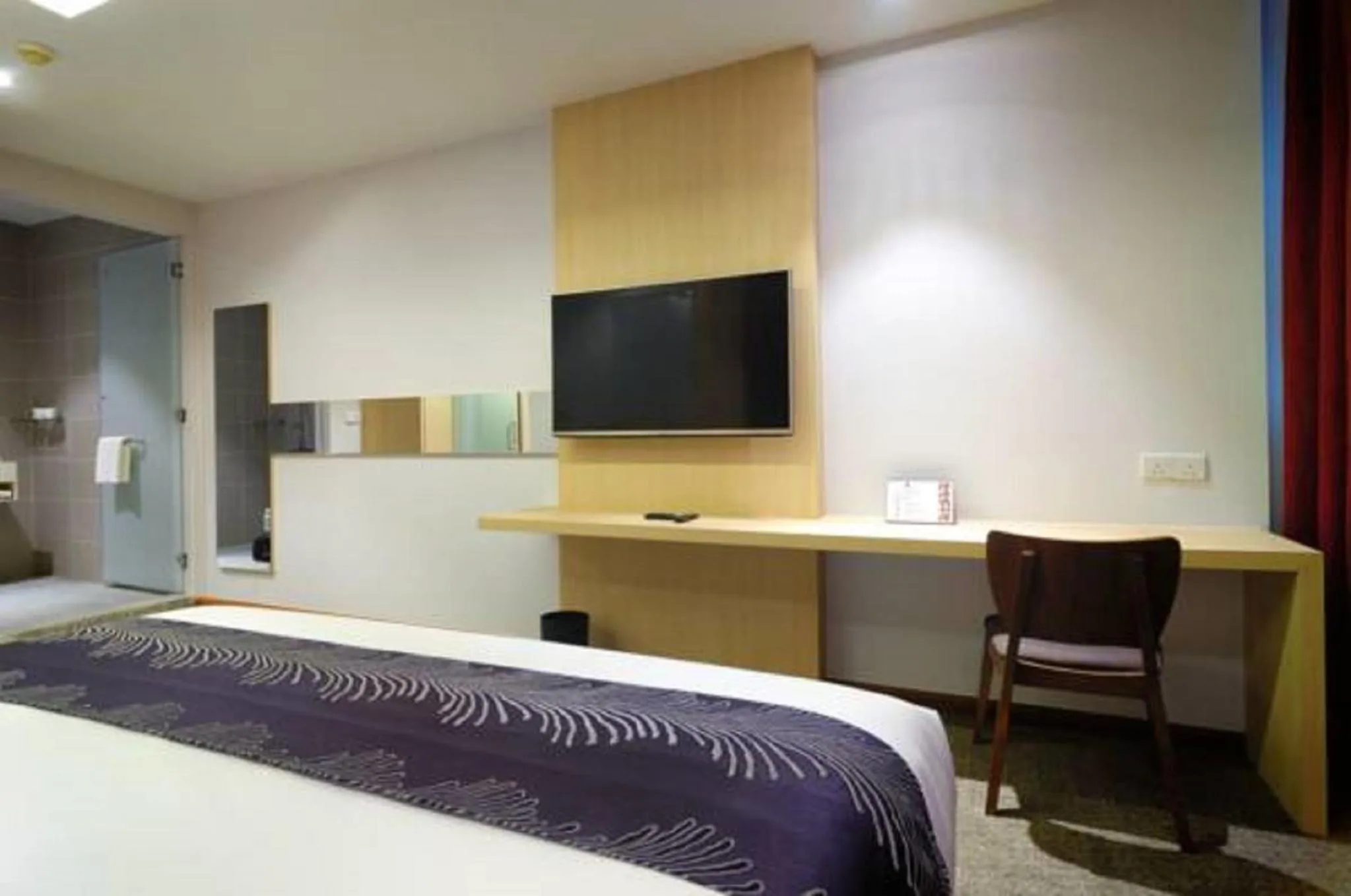 Bed in The Klagan @ Riverson Hotel