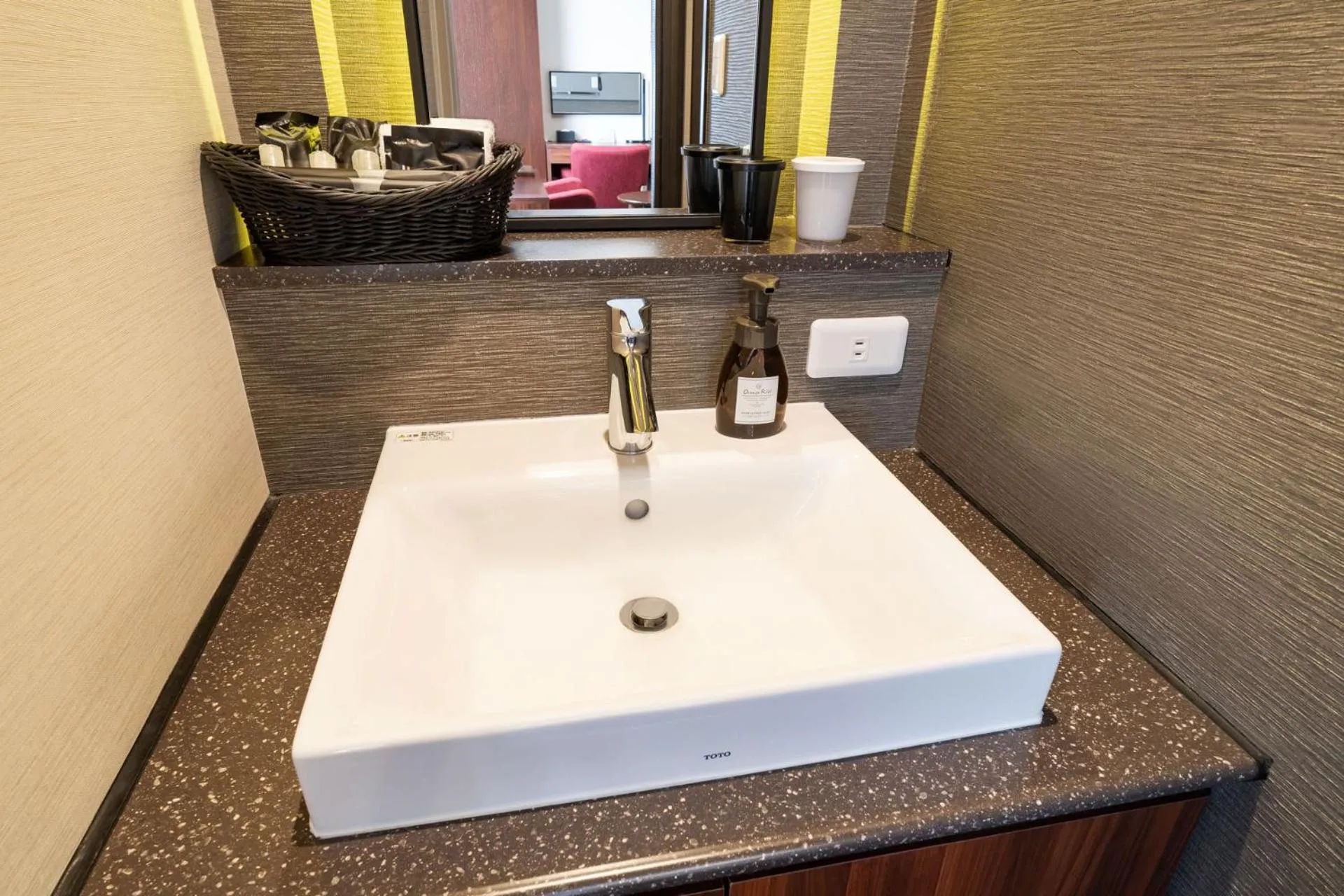 Photo of the whole room in Goi Grand Hotel