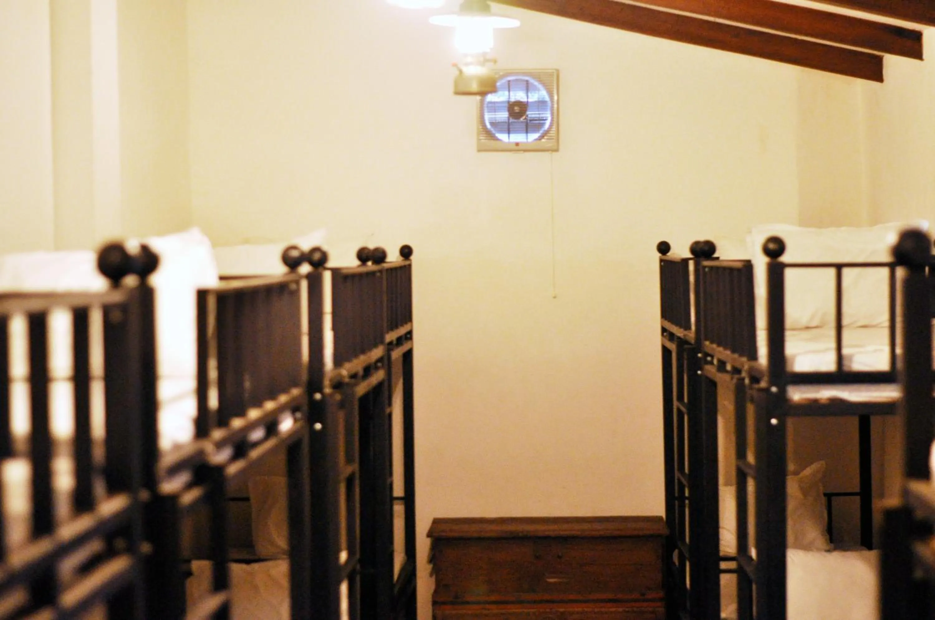 bunk bed in Griya Gribig Guest House Mitra RedDoorz