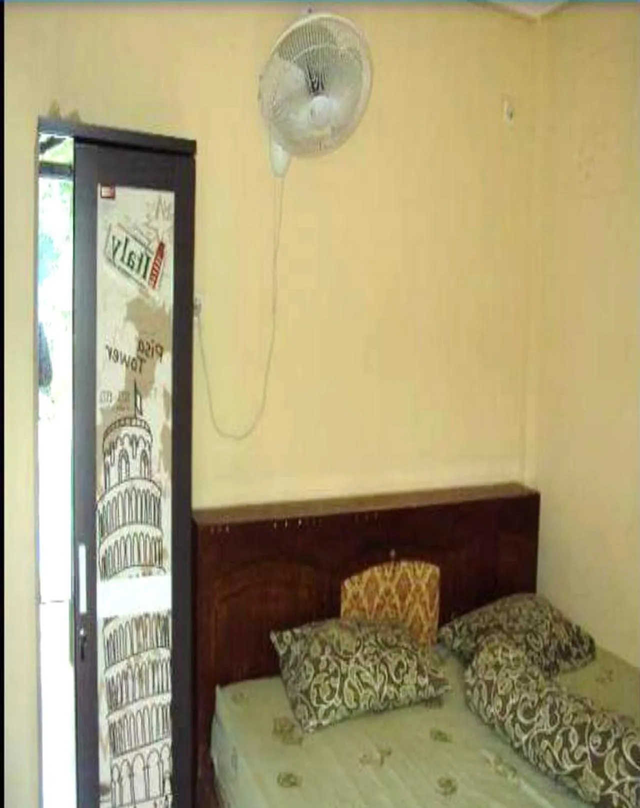Bed in Kenangan Guest House
