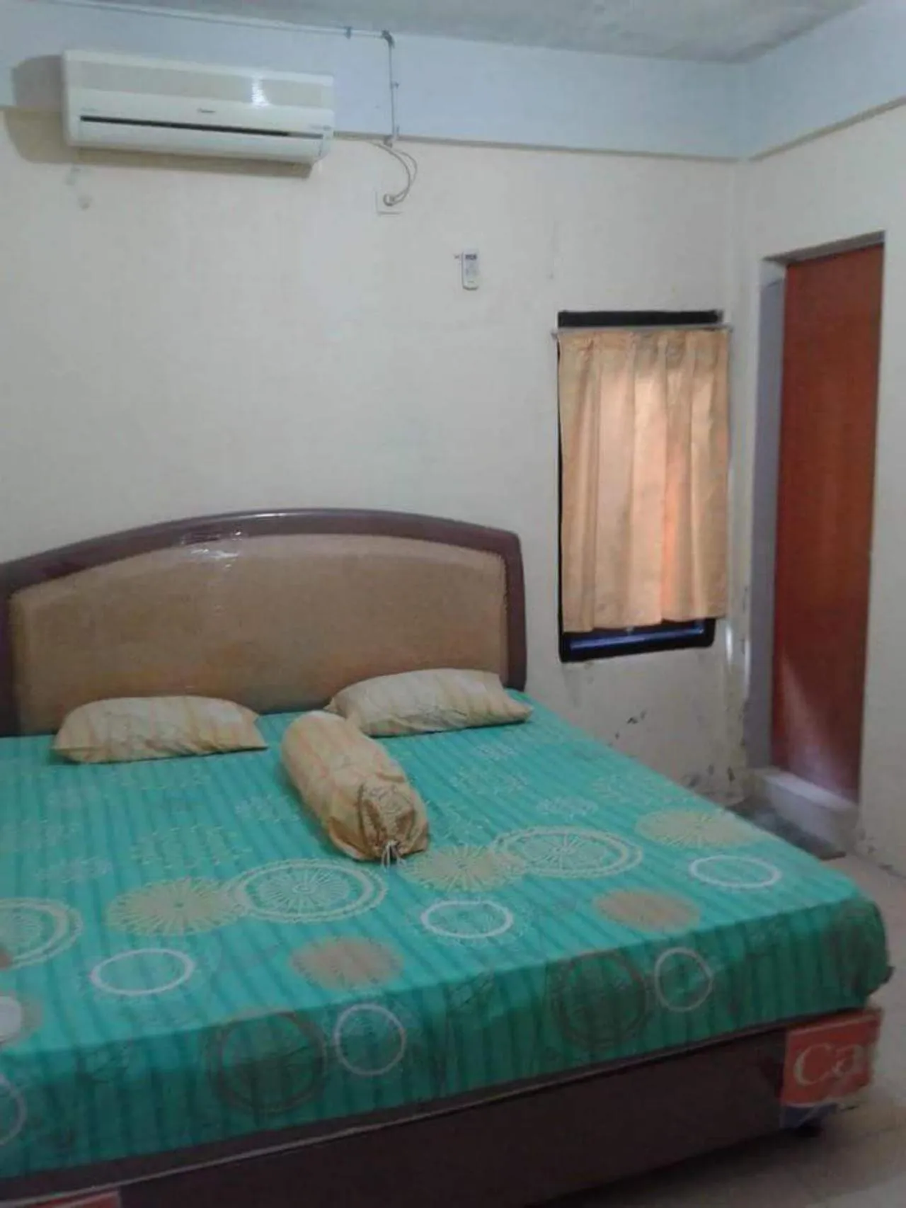 Bed in Kenangan Guest House