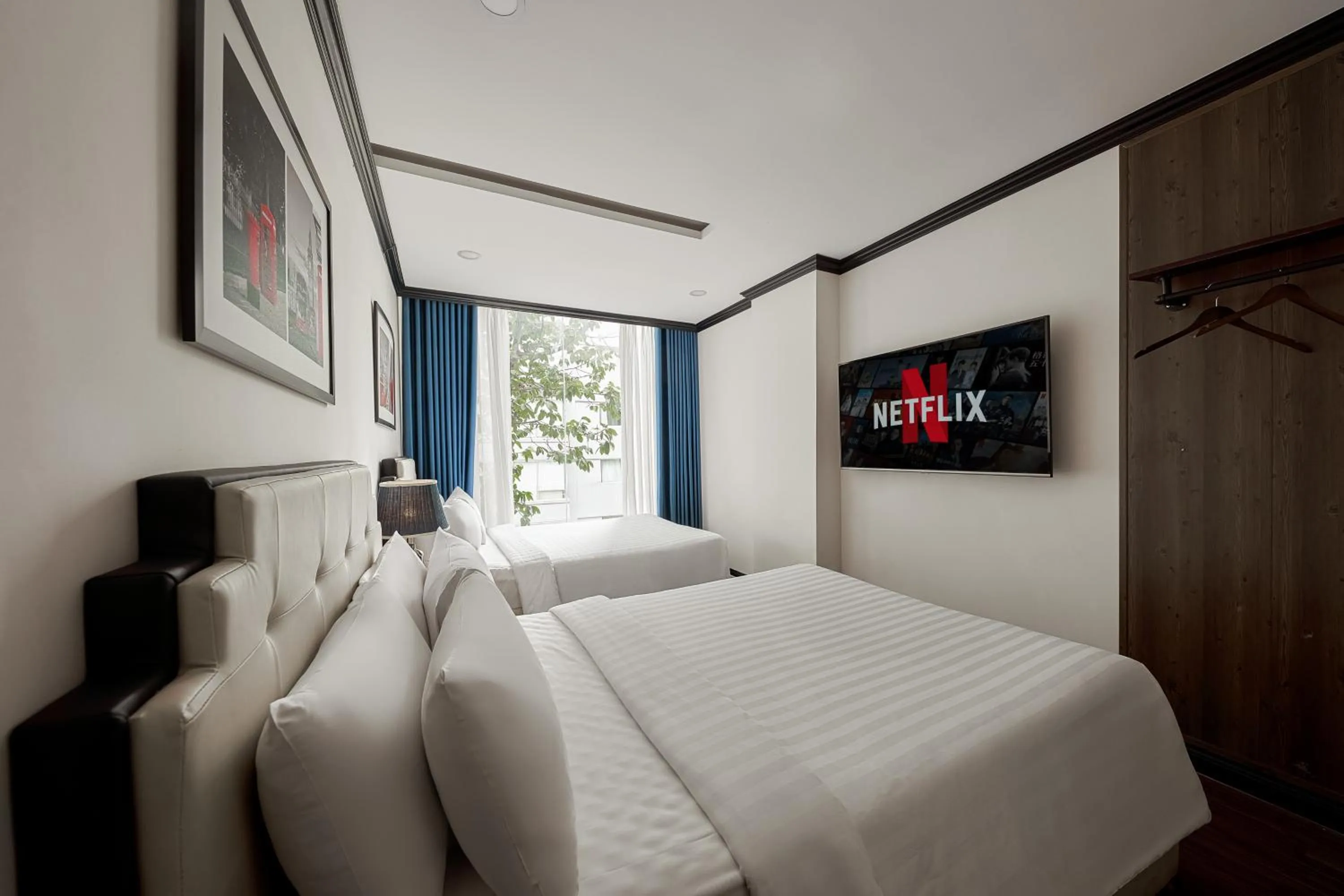 Bed in The Passion Suites Hotel & Spa