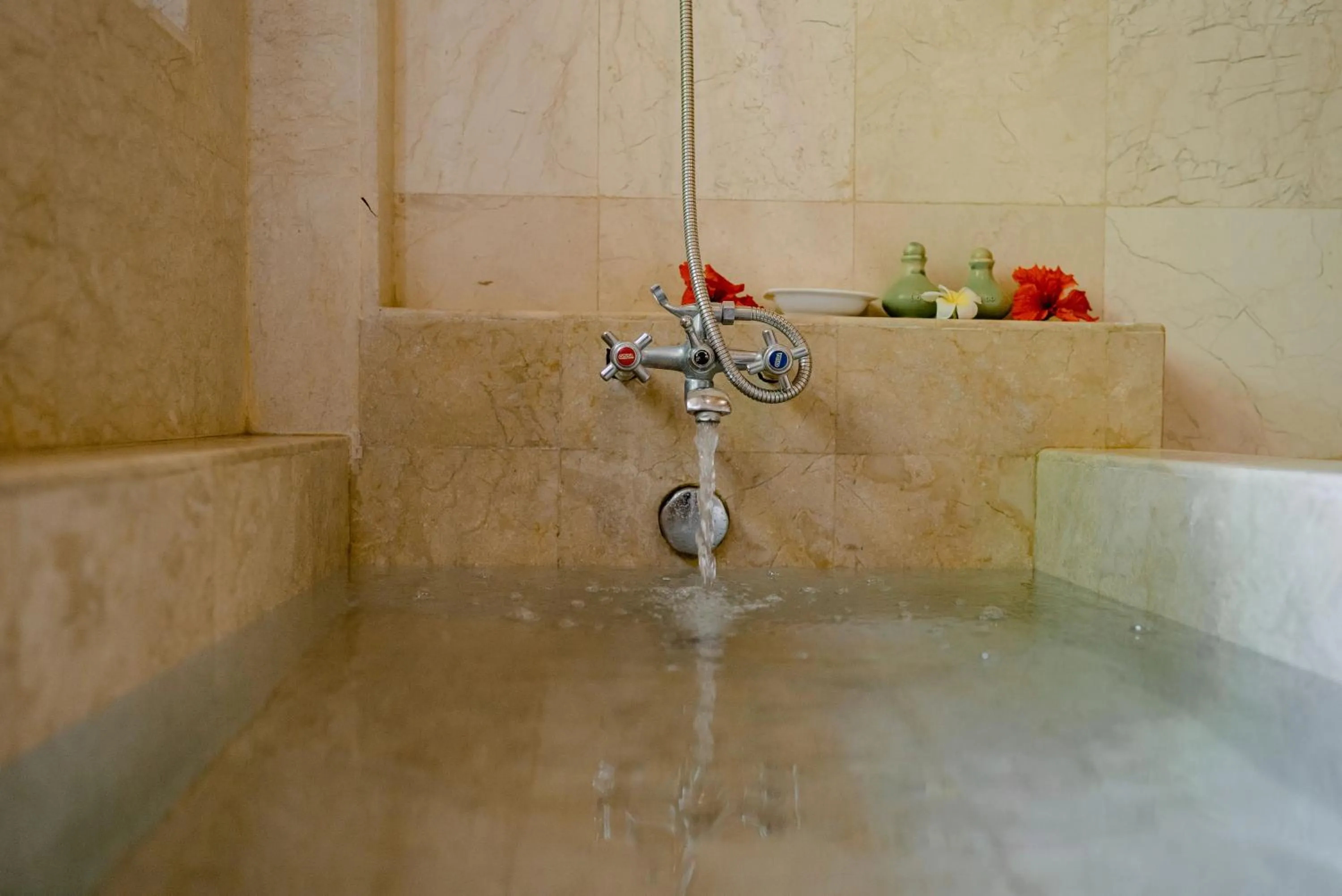 Bath in Kebun Indah Ubud