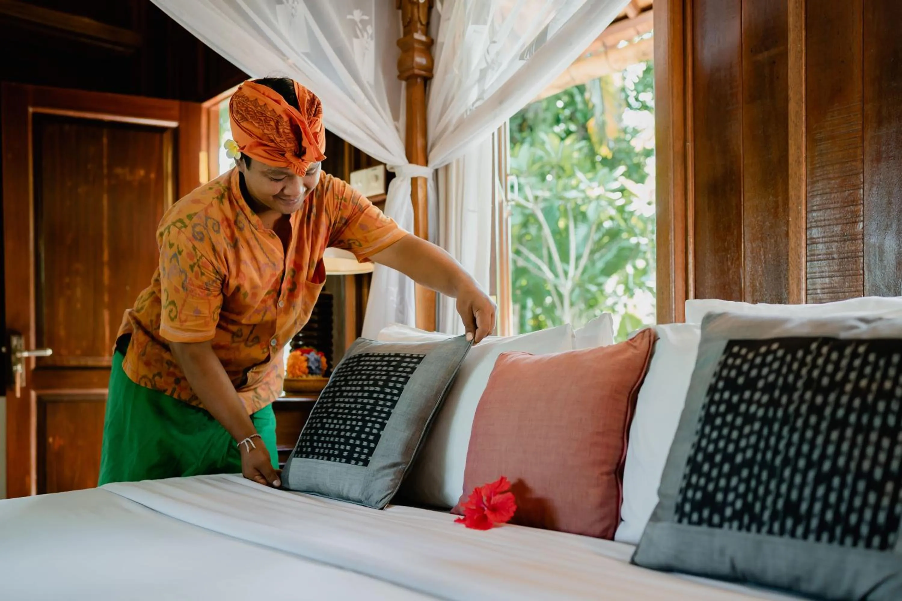 Staff, Bed in Kebun Indah Ubud