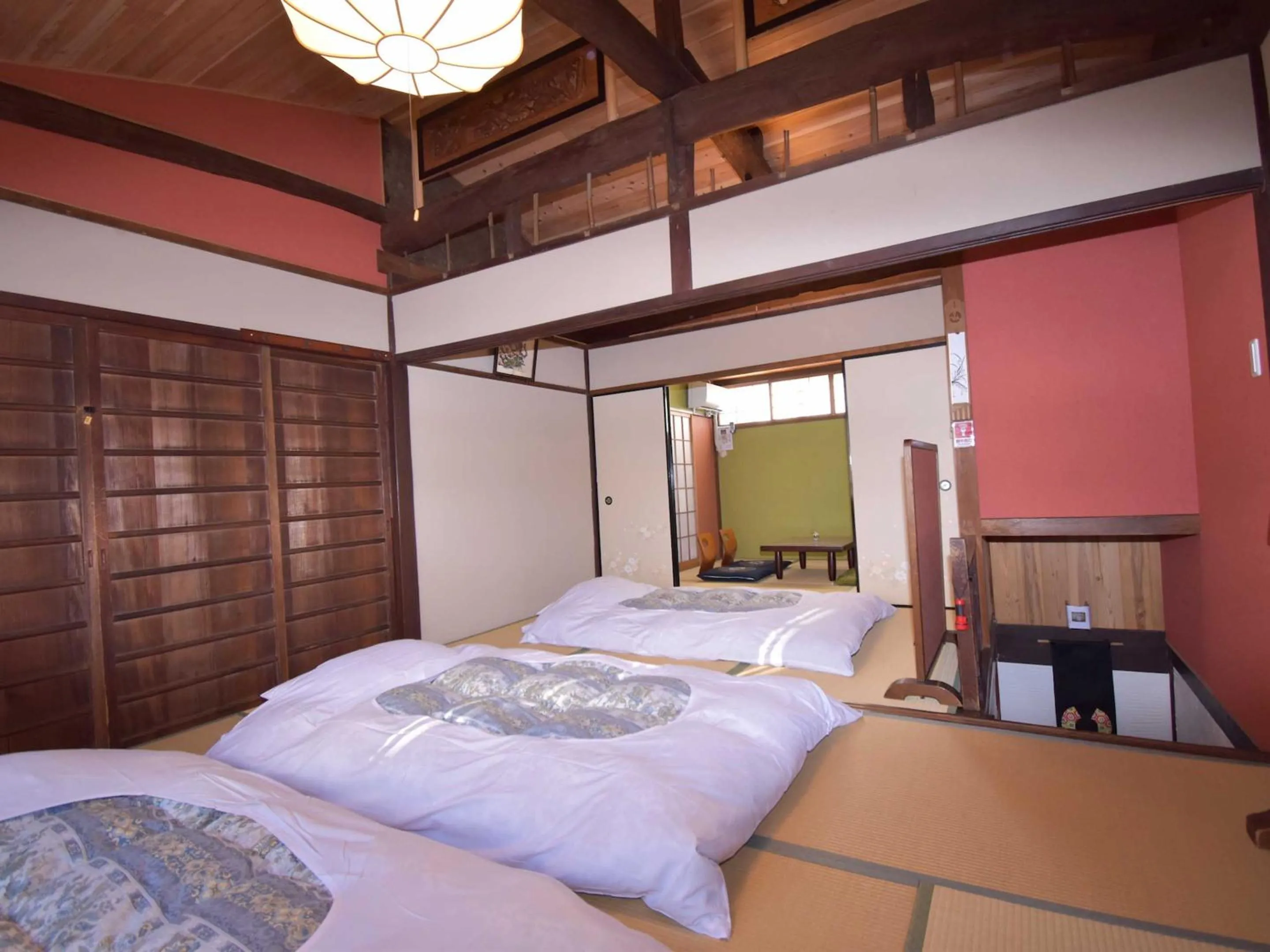Photo of the whole room, Bed in K-style kinkakuji