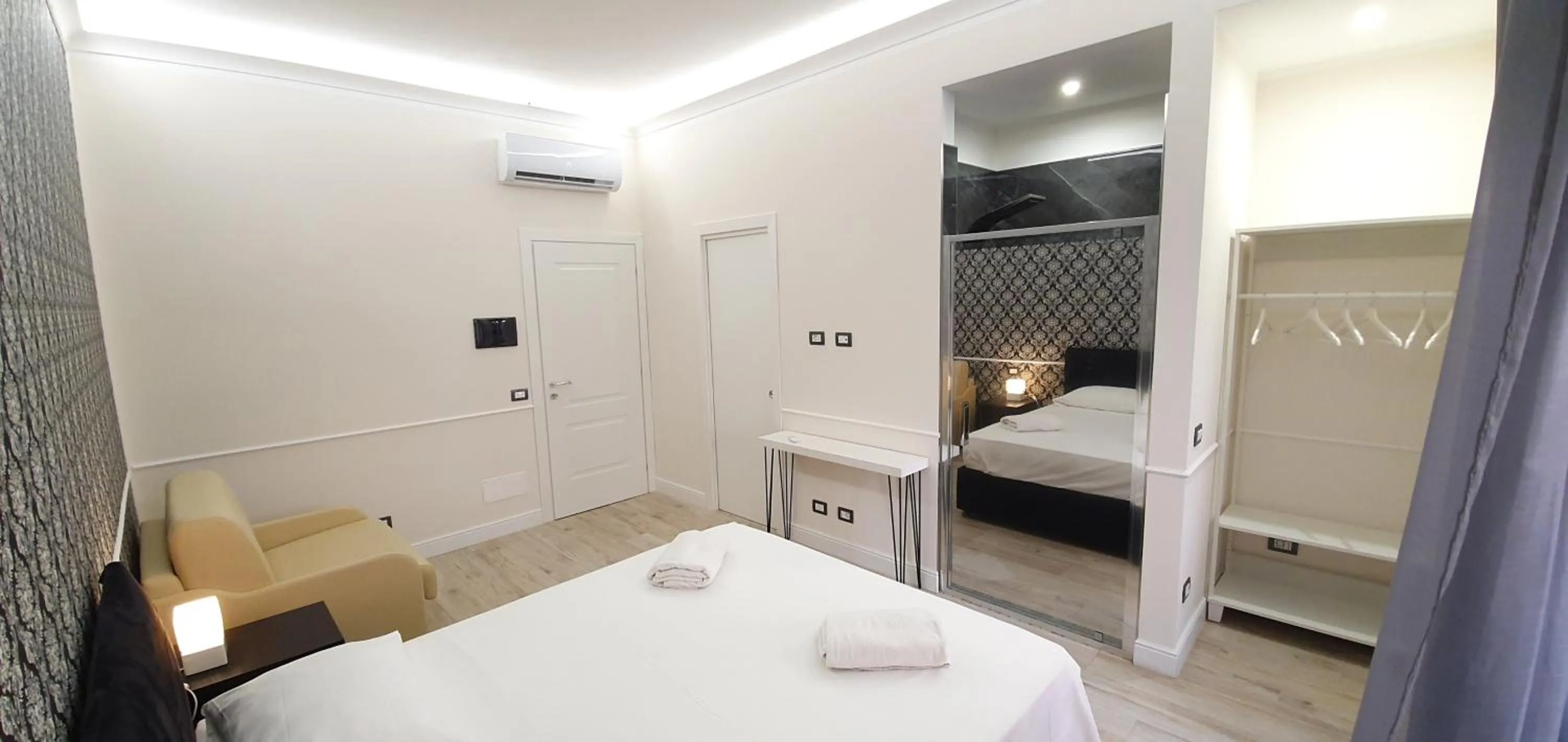 Bedroom, Bed in Rome Aparts