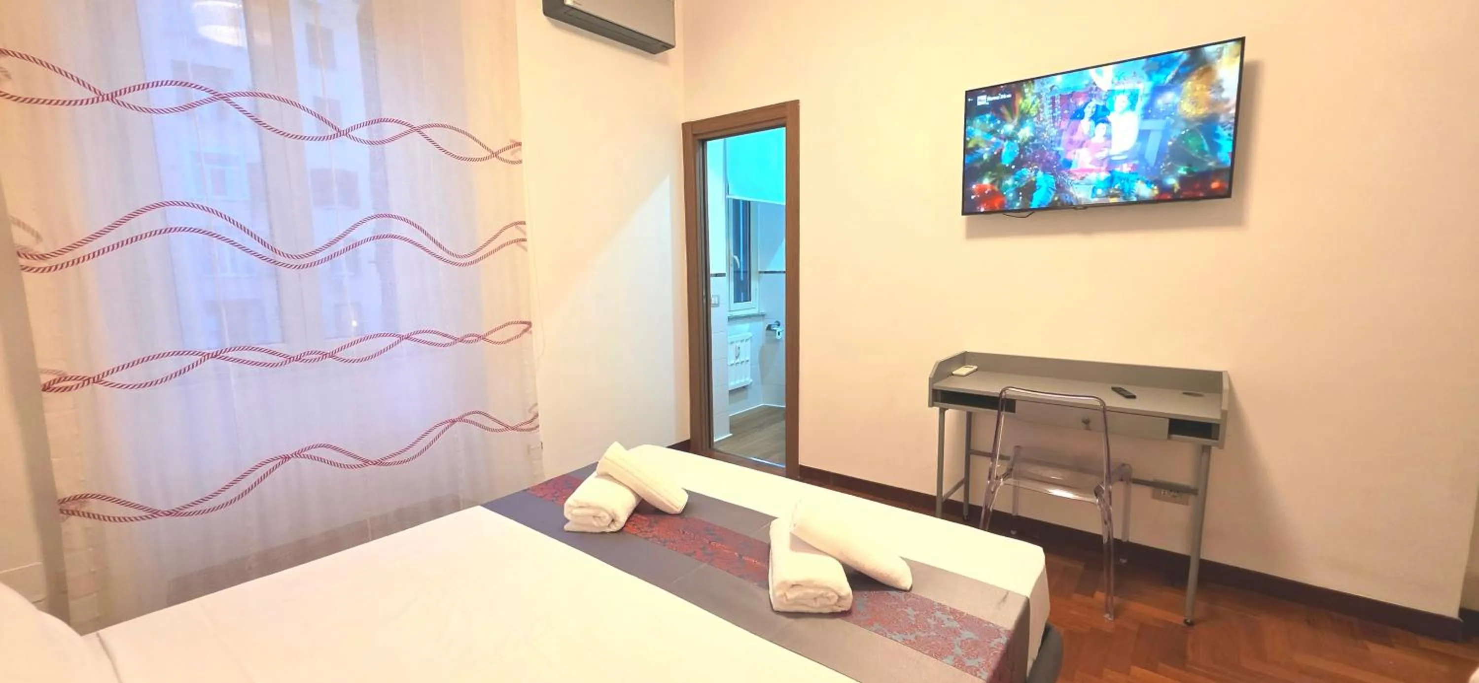 Bedroom in Rome Aparts