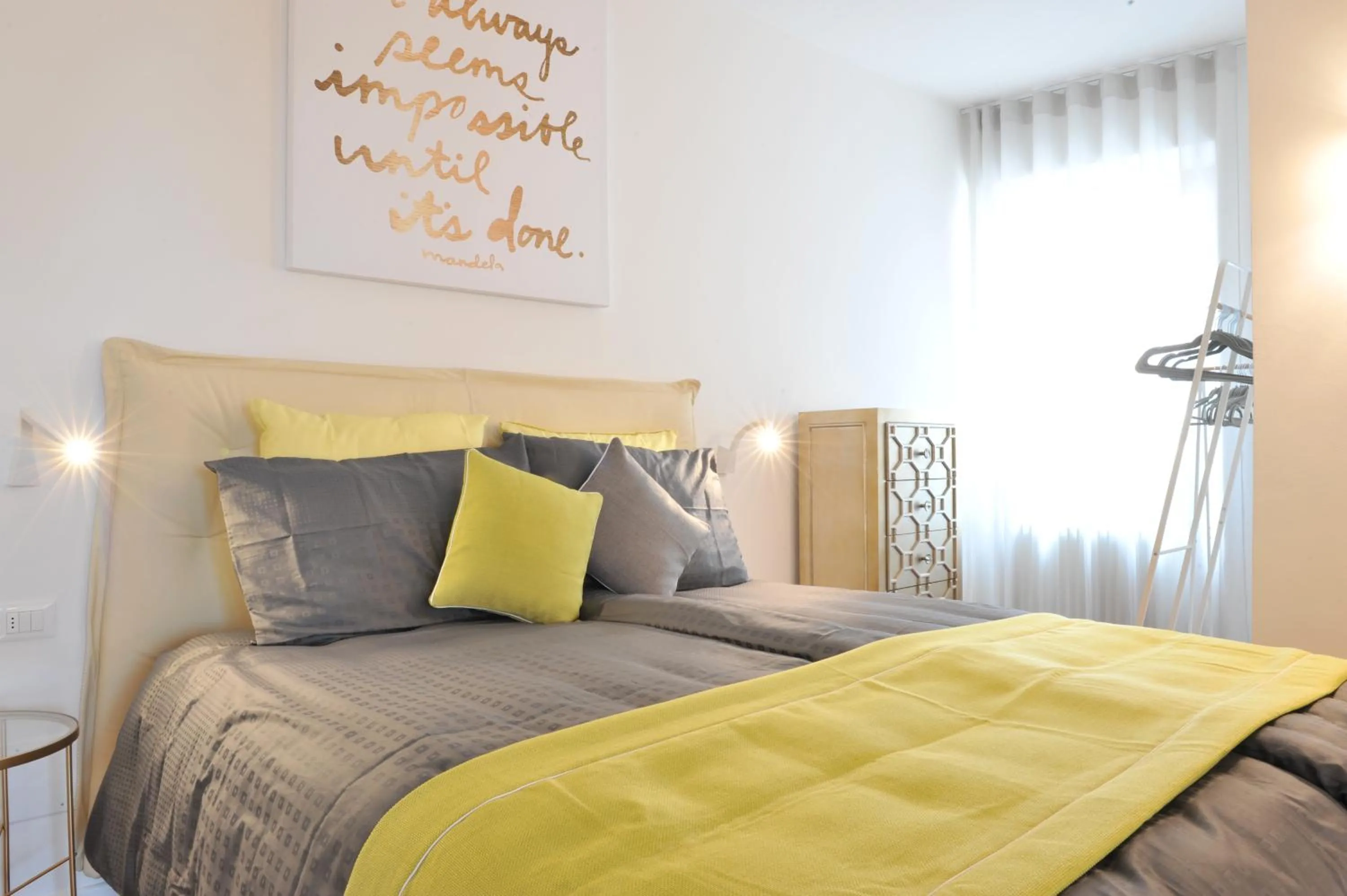 Bathroom, Bed in Bella Vacanza Limone