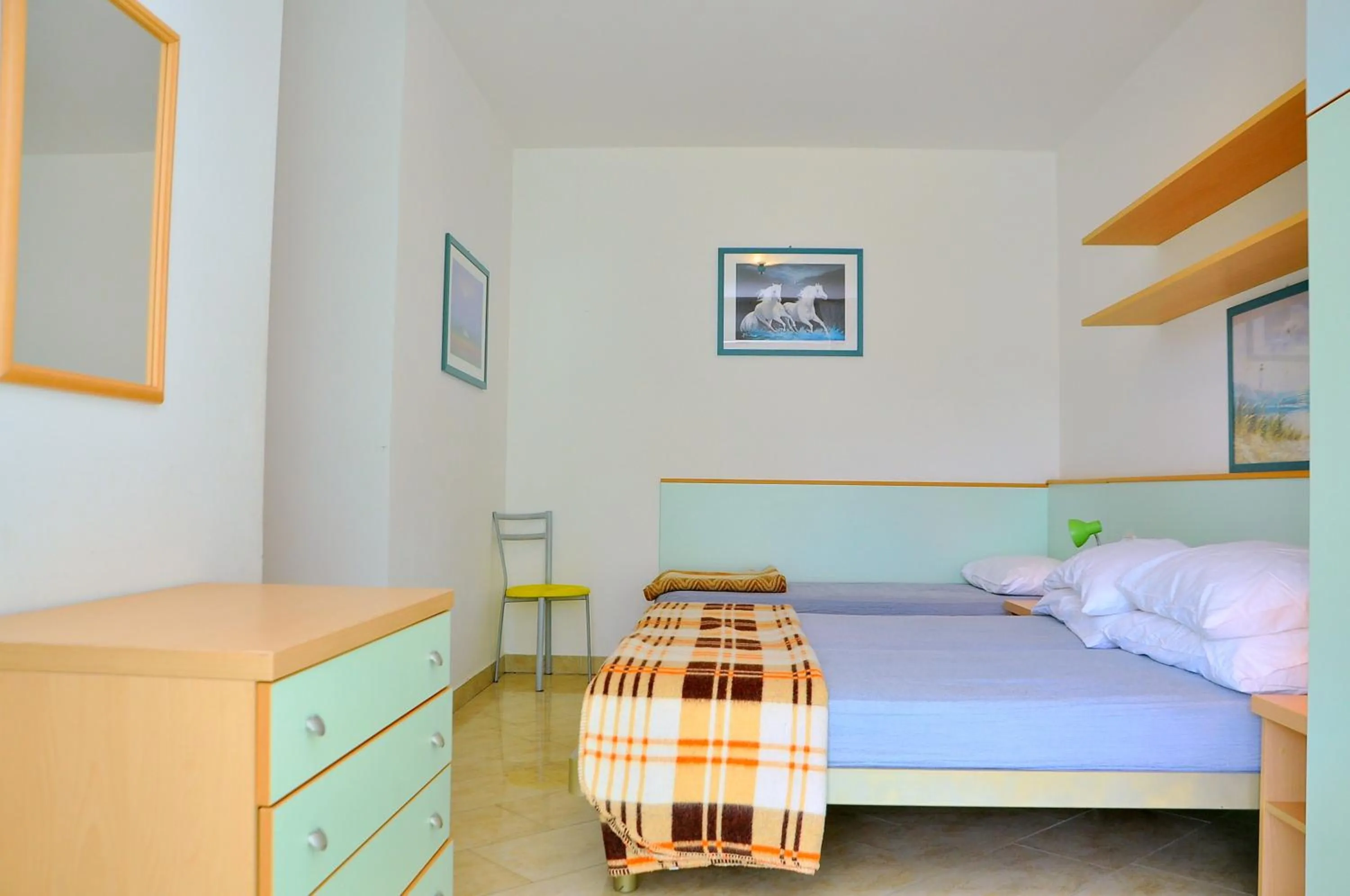 Bedroom, Bed in Argonauti