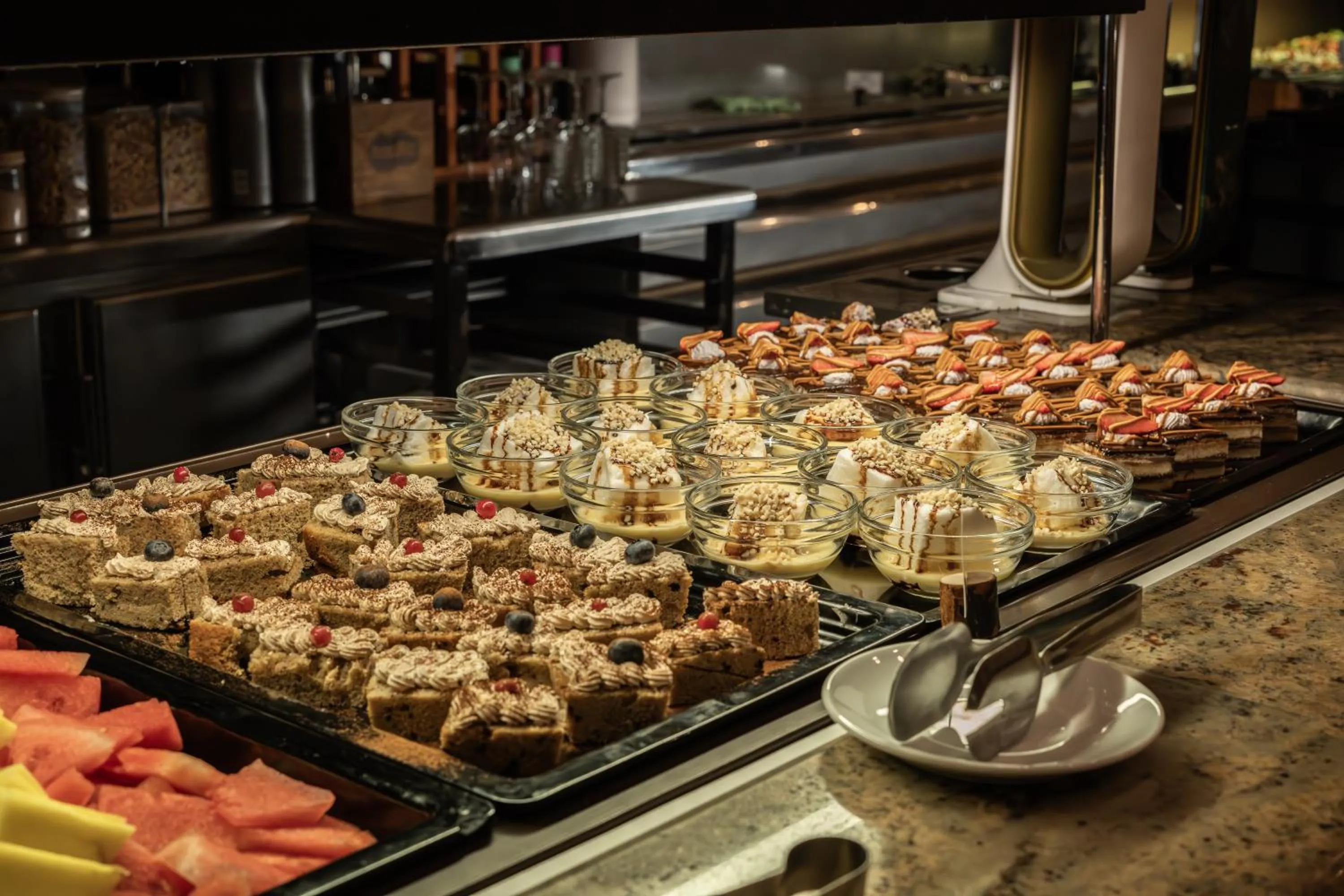 Buffet breakfast in Yomo Patagonia