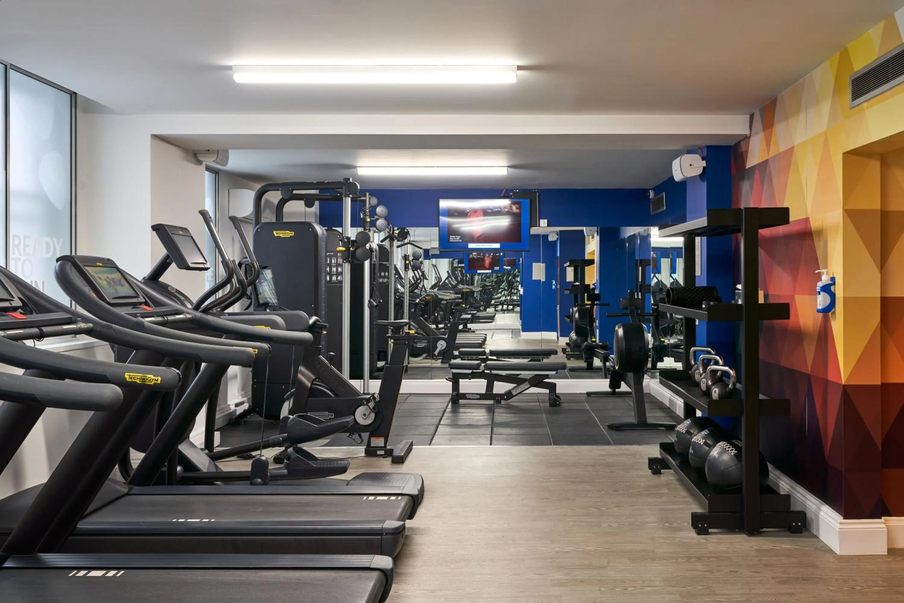 Fitness centre/facilities in The Cumberland, London