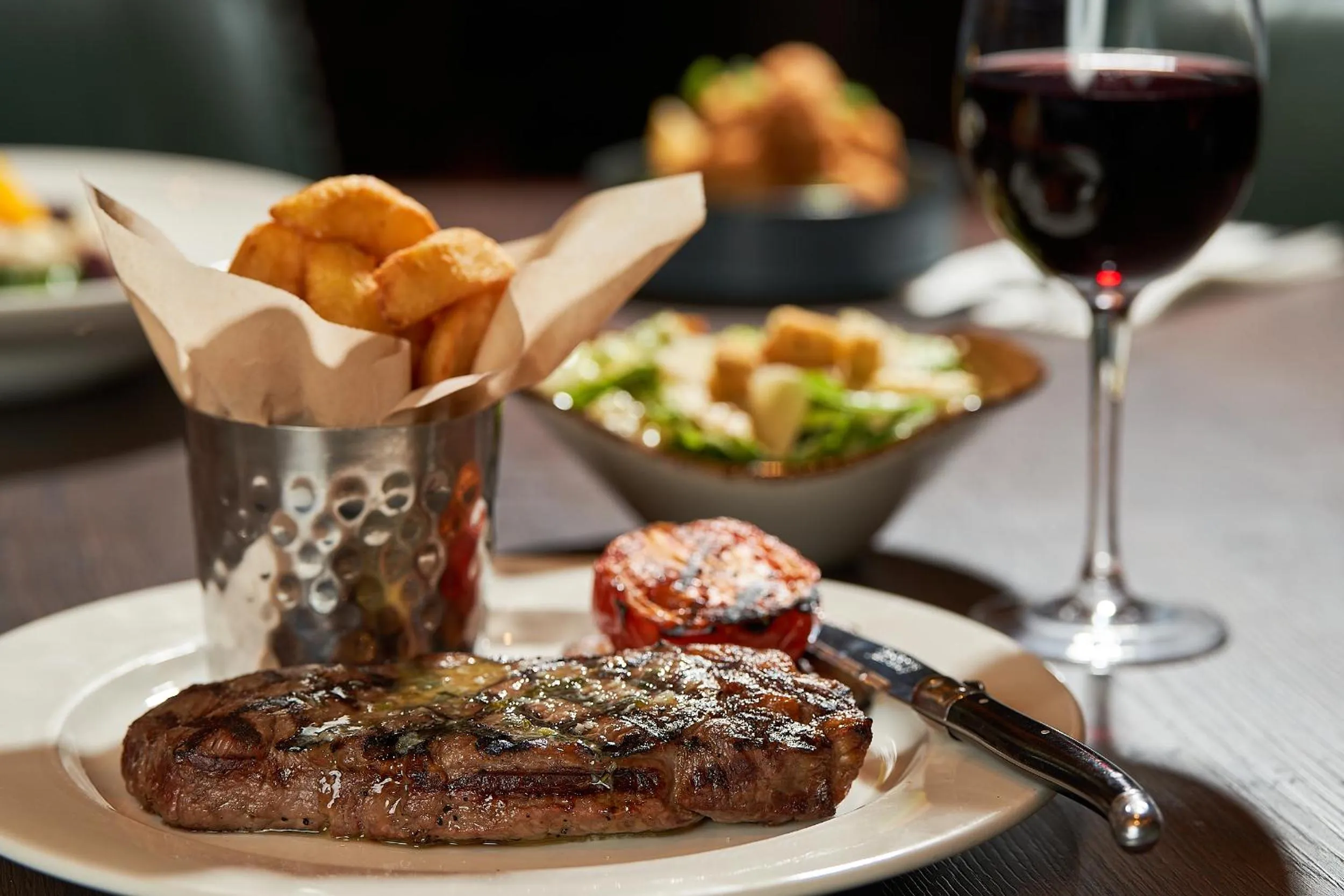 Restaurant/places to eat in The Cumberland, London