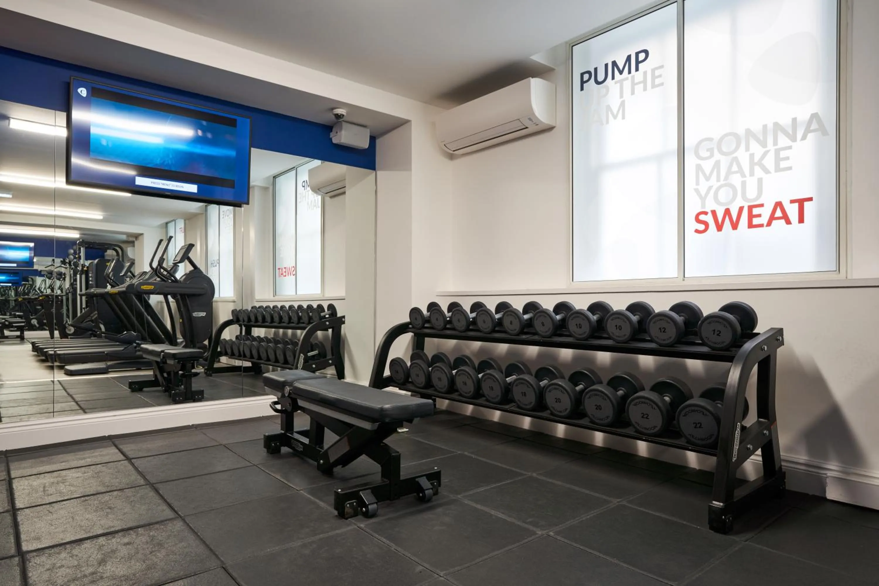 Fitness centre/facilities in The Cumberland, London