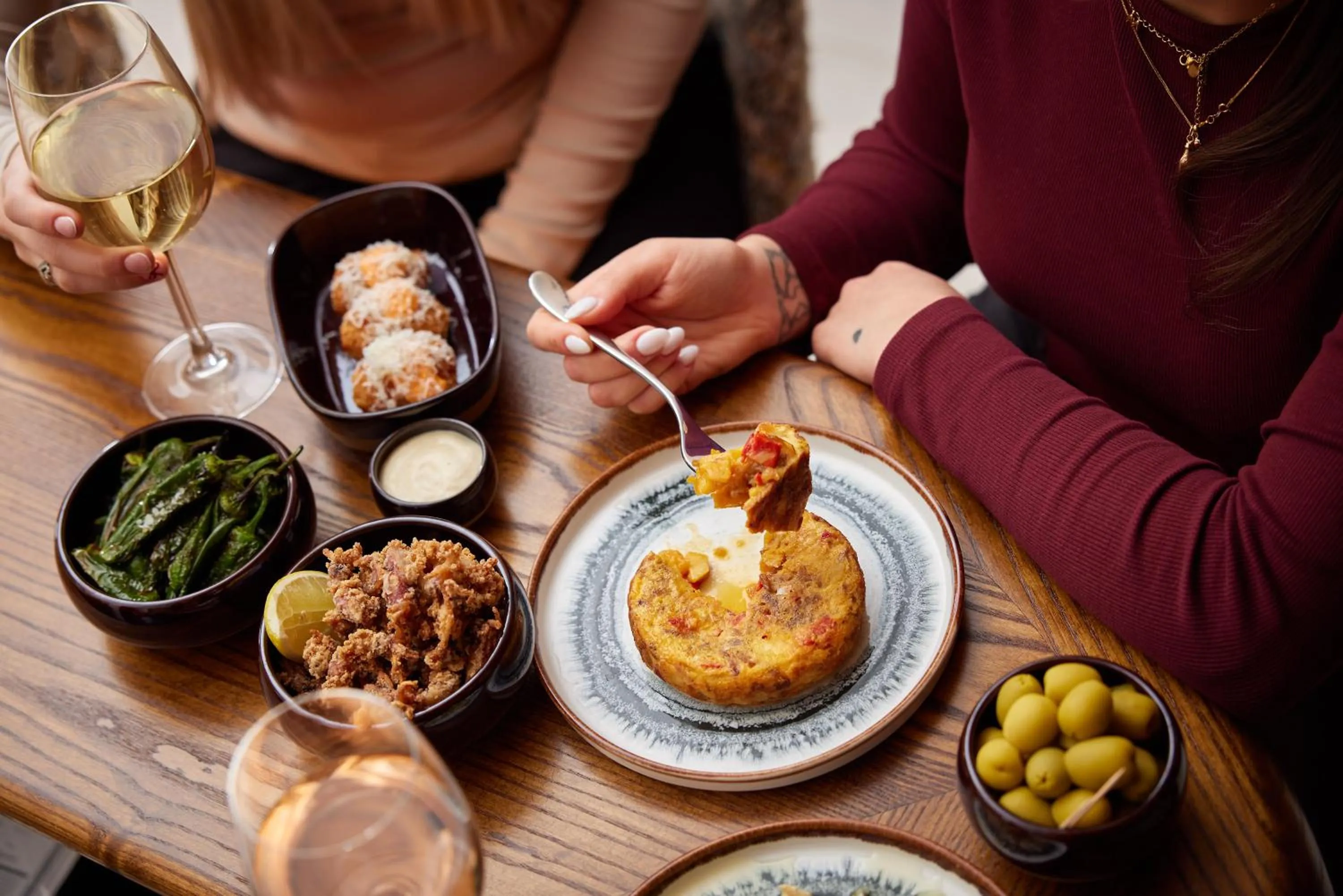 Restaurant/places to eat in The Cumberland, London