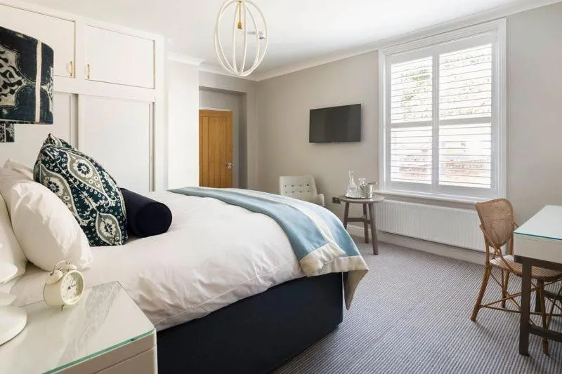 Bed in Harbour Hotel Fowey