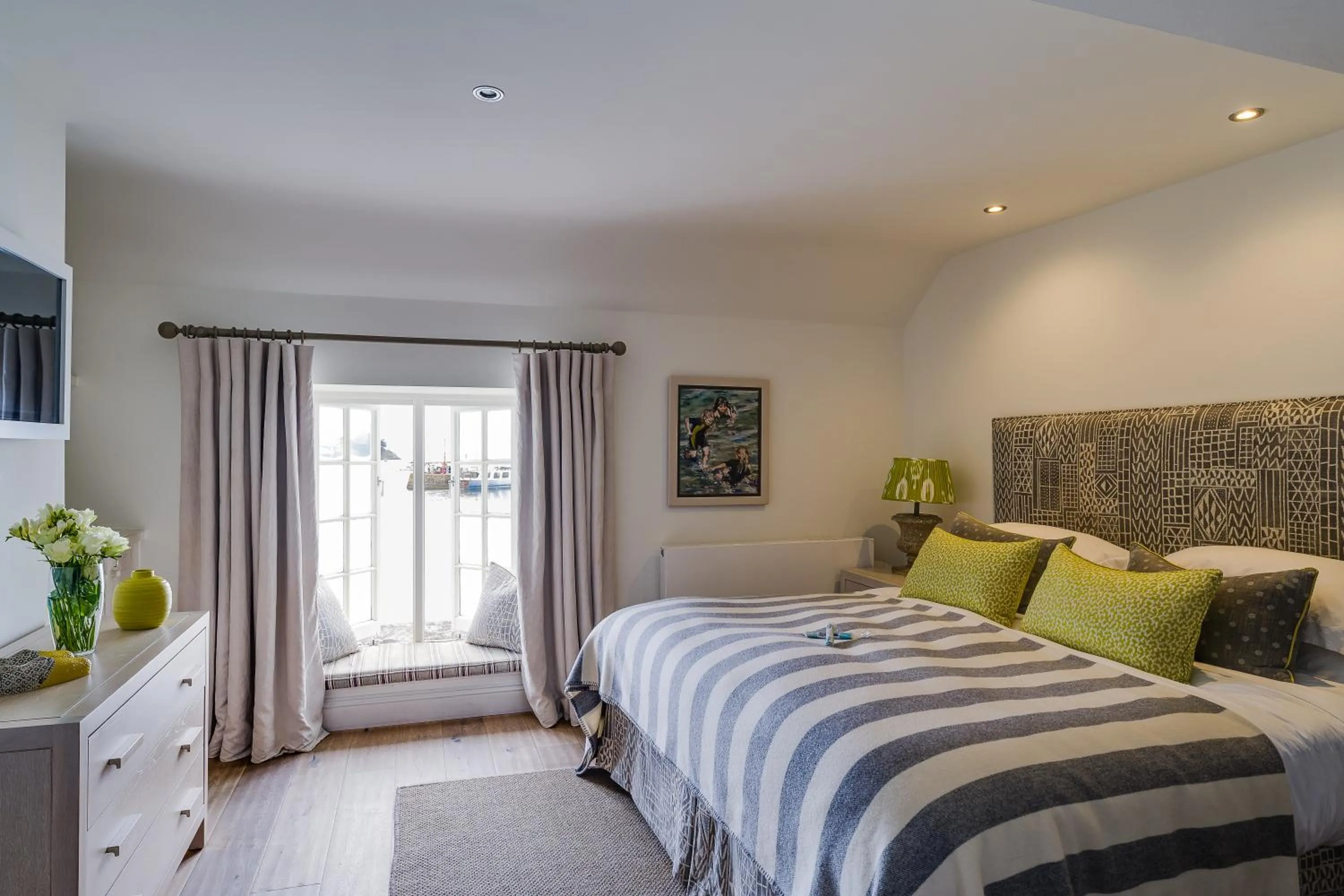 Bedroom, Bed in The Idle Rocks