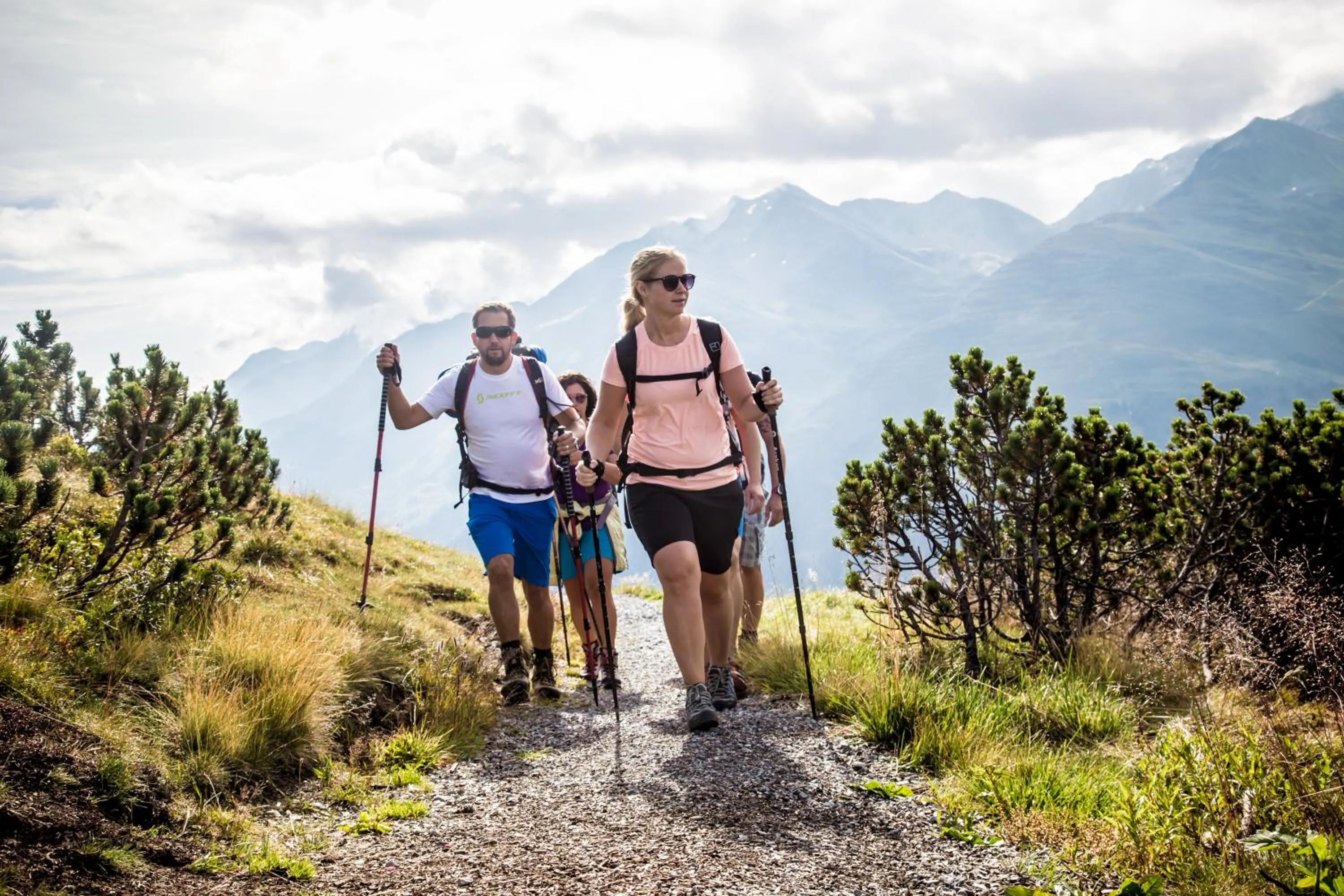 Hiking in Pension der Steinbock - das 300 Jahre alte Bauernhaus - TIROL