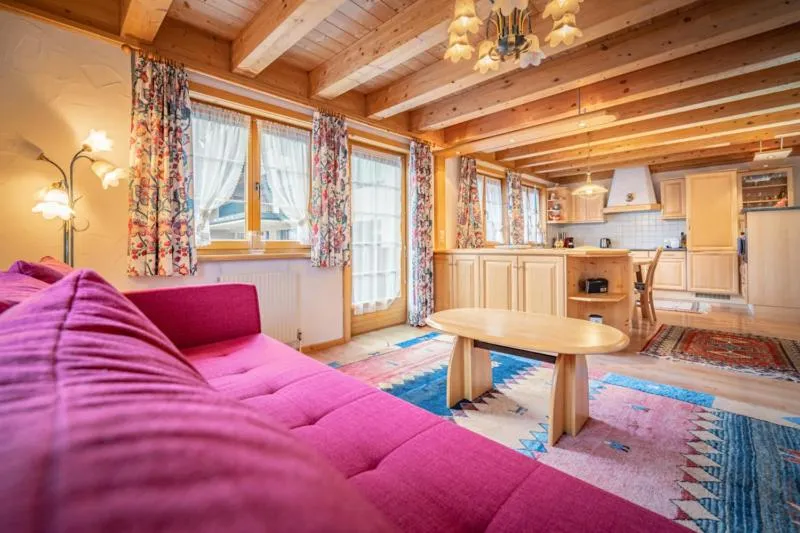 Living room in Pension der Steinbock - das 300 Jahre alte Bauernhaus - TIROL
