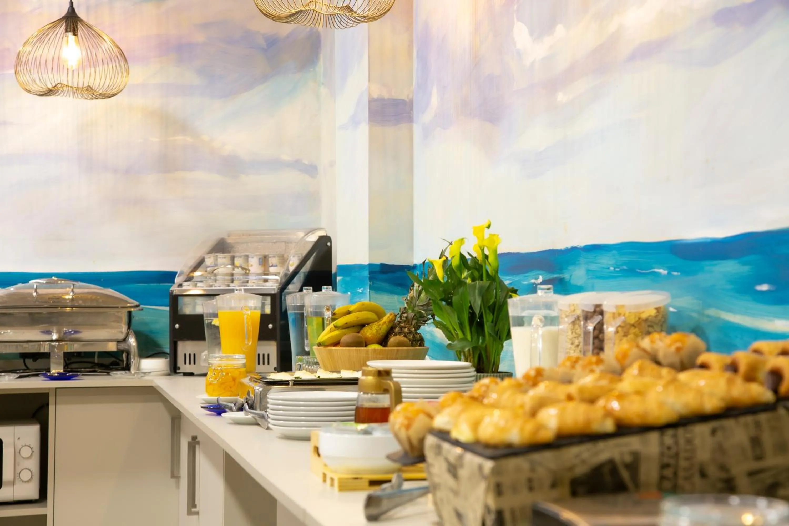 Buffet breakfast in Casual del Mar Málaga