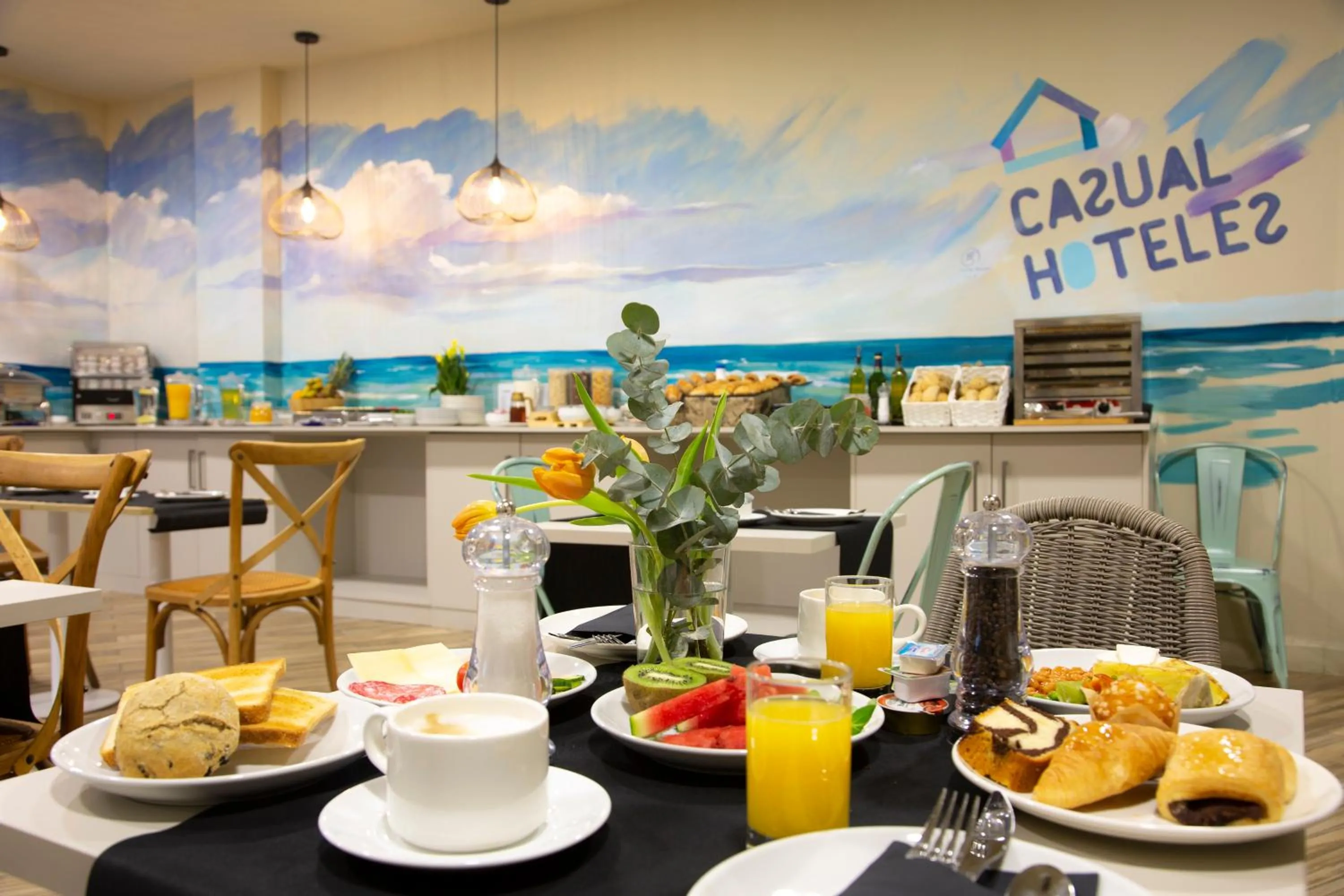 Buffet breakfast in Casual del Mar Málaga