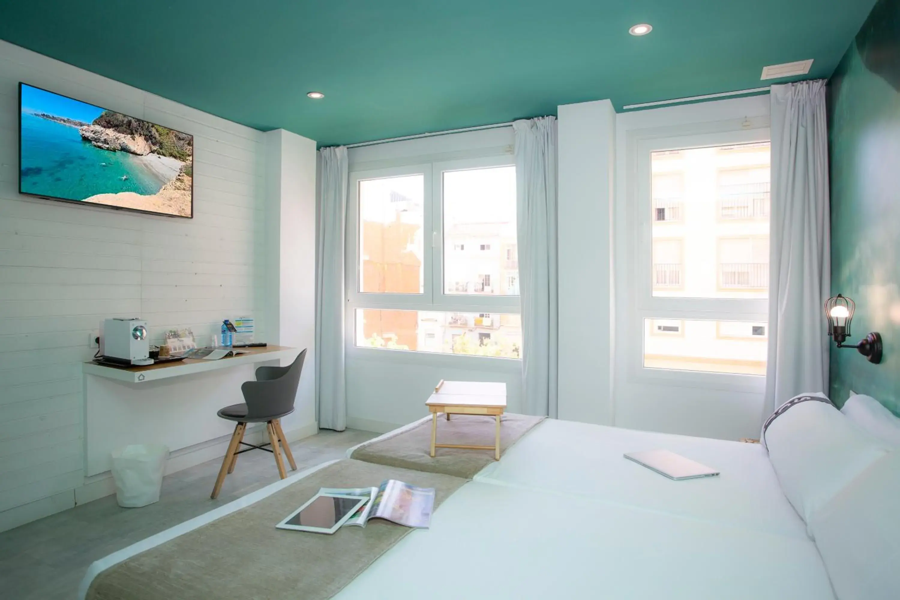 Deluxe Twin Room - single occupancy in Casual del Mar Málaga Deluxe Twin Room - single occupancy in Casual del Mar Málaga