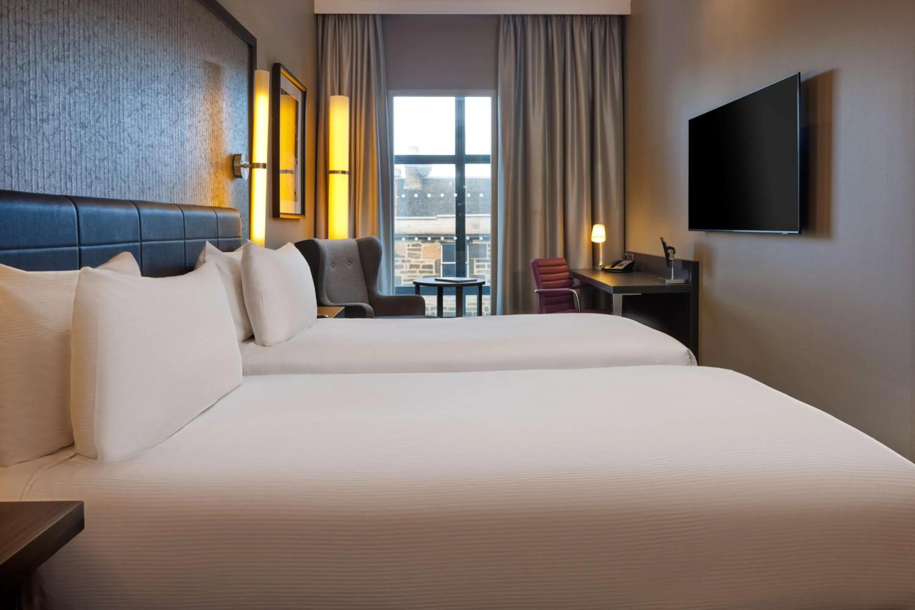 Bed in Doubletree by Hilton Edinburgh City Centre