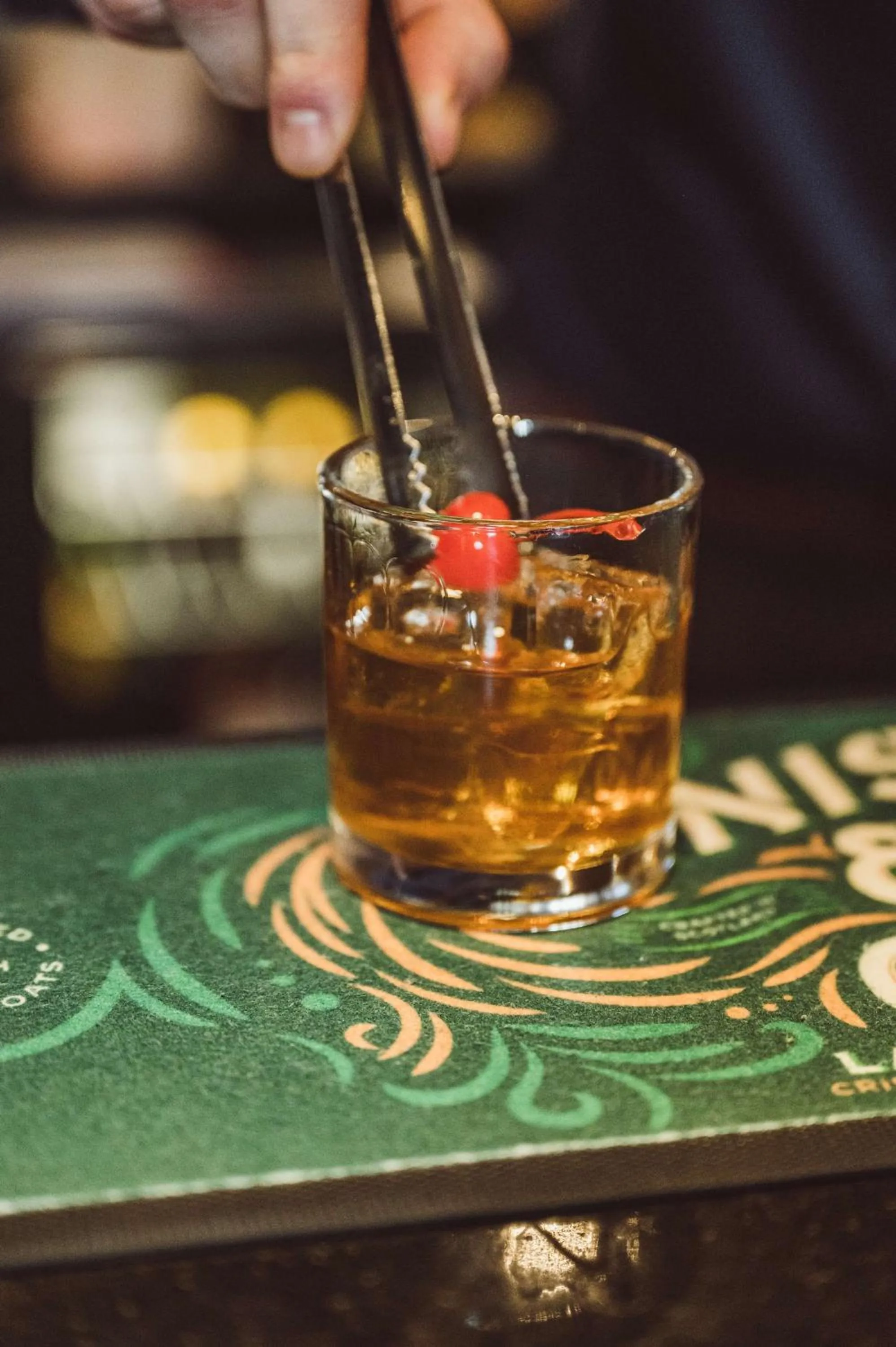 Lounge or bar in Doubletree by Hilton Edinburgh City Centre