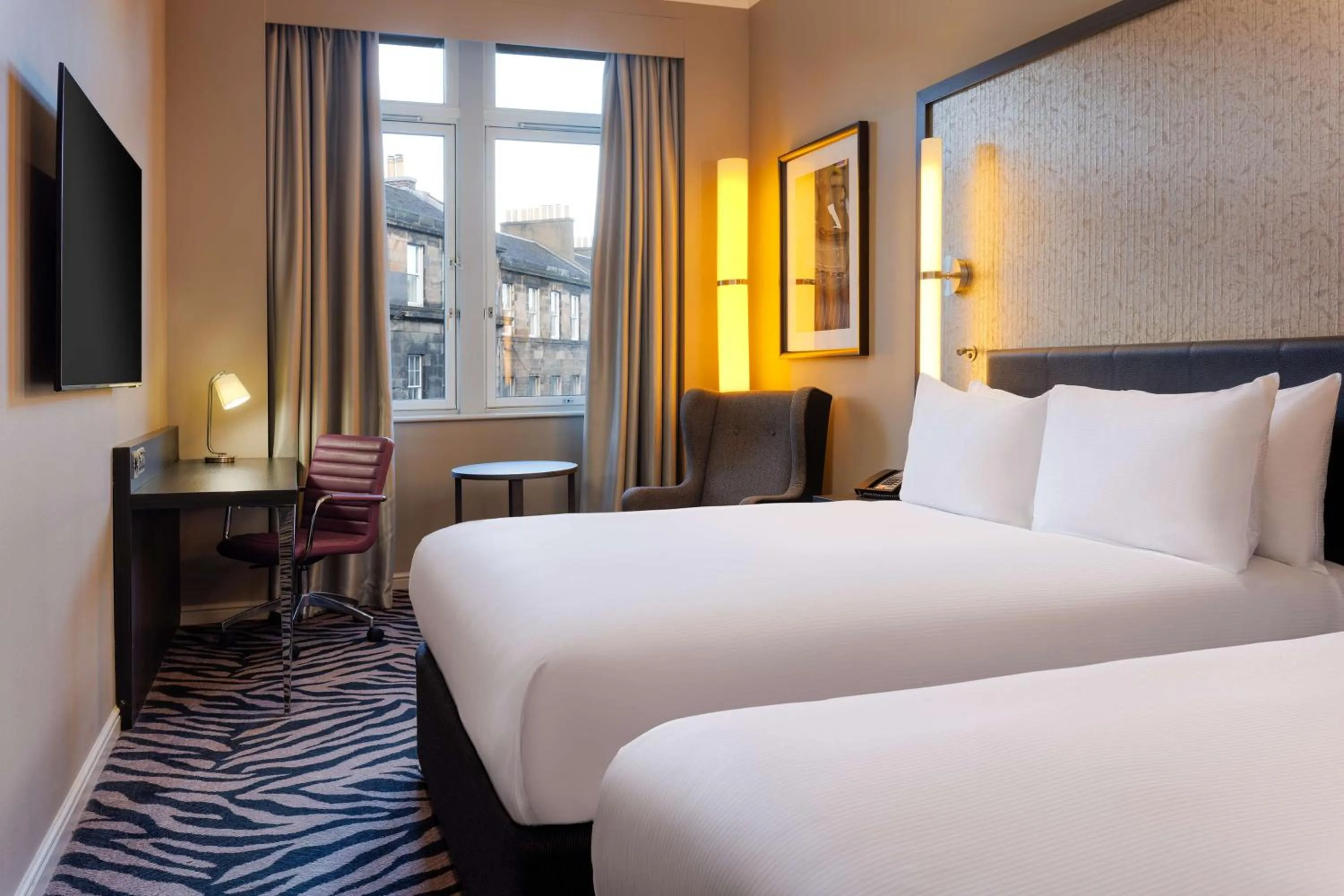 Bed in Doubletree by Hilton Edinburgh City Centre