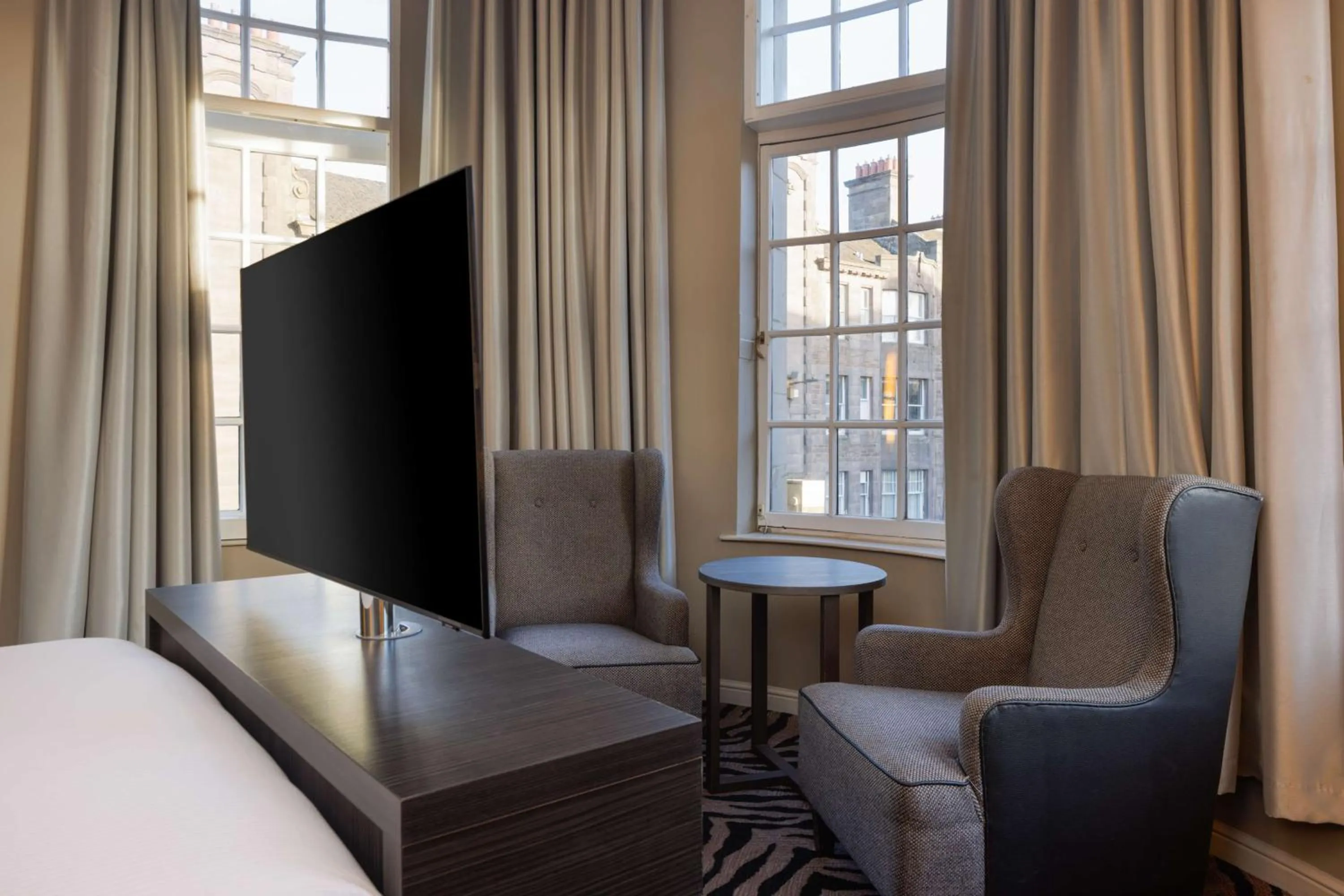 Bed in Doubletree by Hilton Edinburgh City Centre