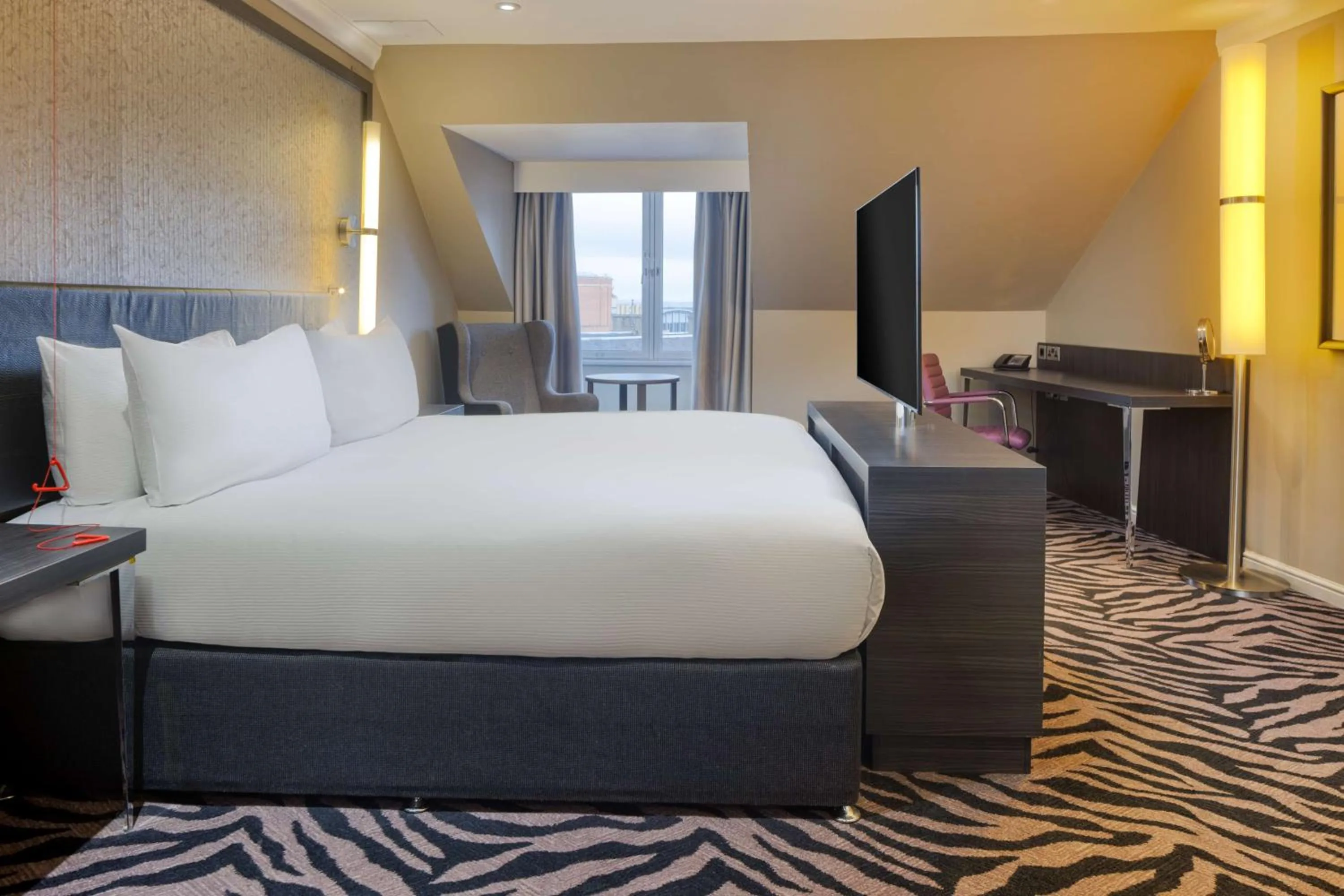 Bed in Doubletree by Hilton Edinburgh City Centre