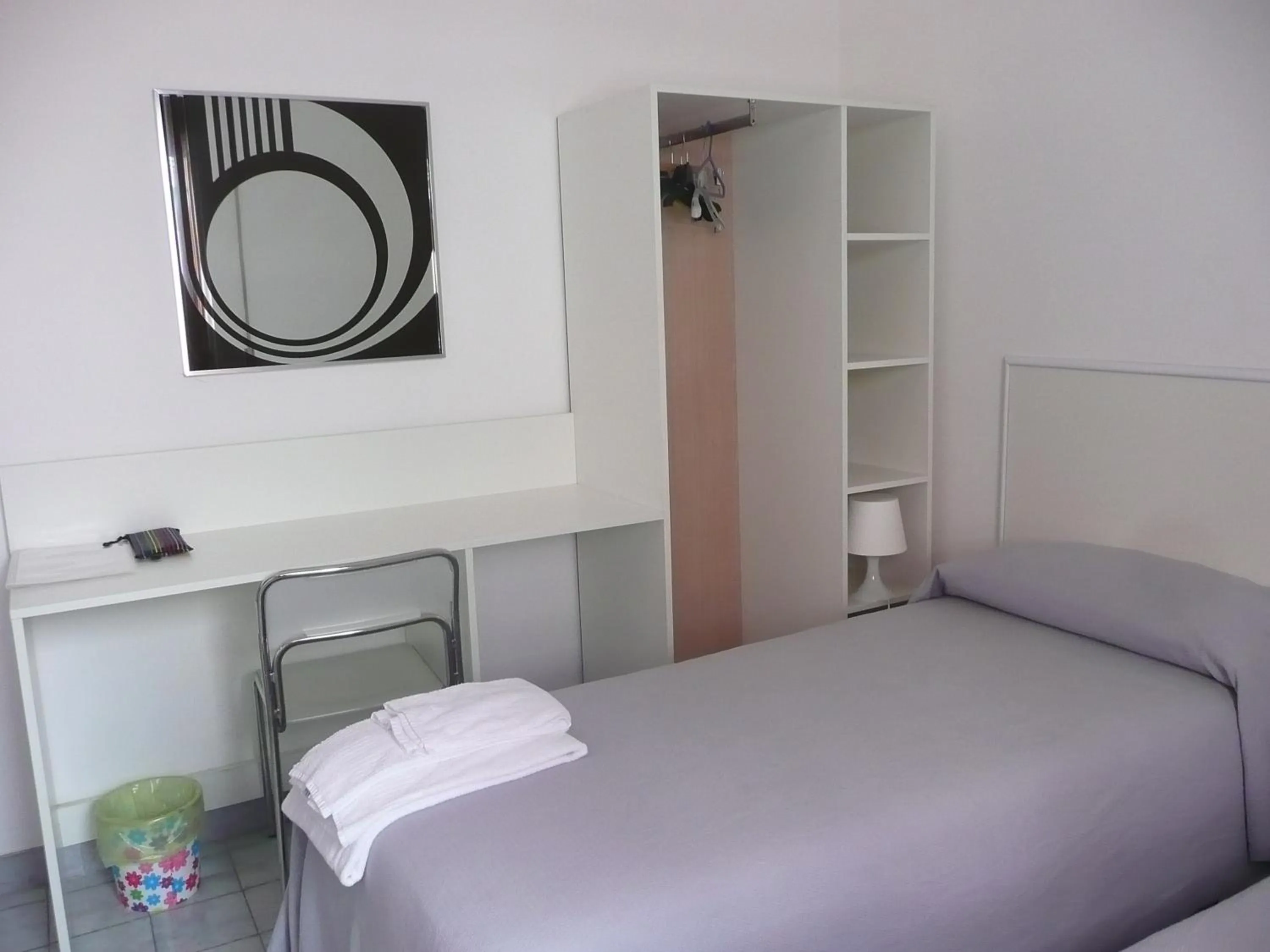 Bedroom, Bed in Garden House Ercolano