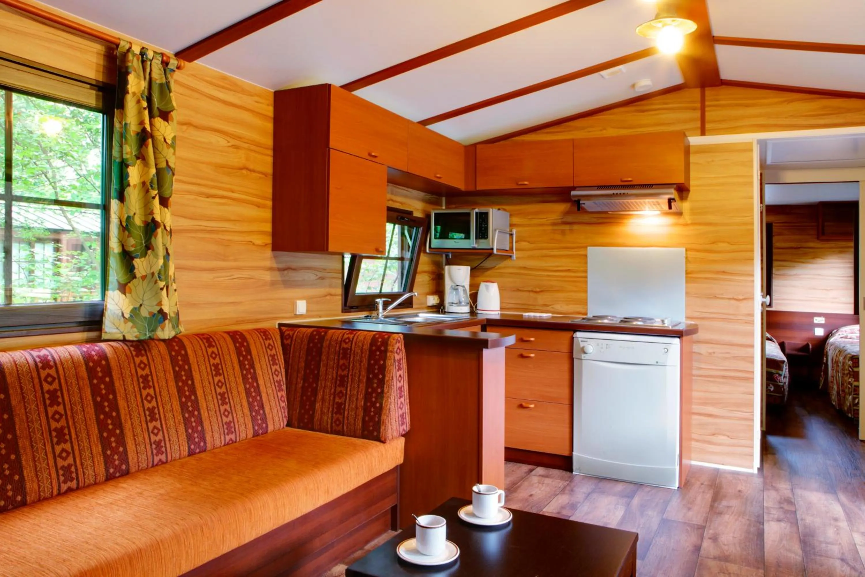 Kitchen or kitchenette in Disney Davy Crockett Ranch