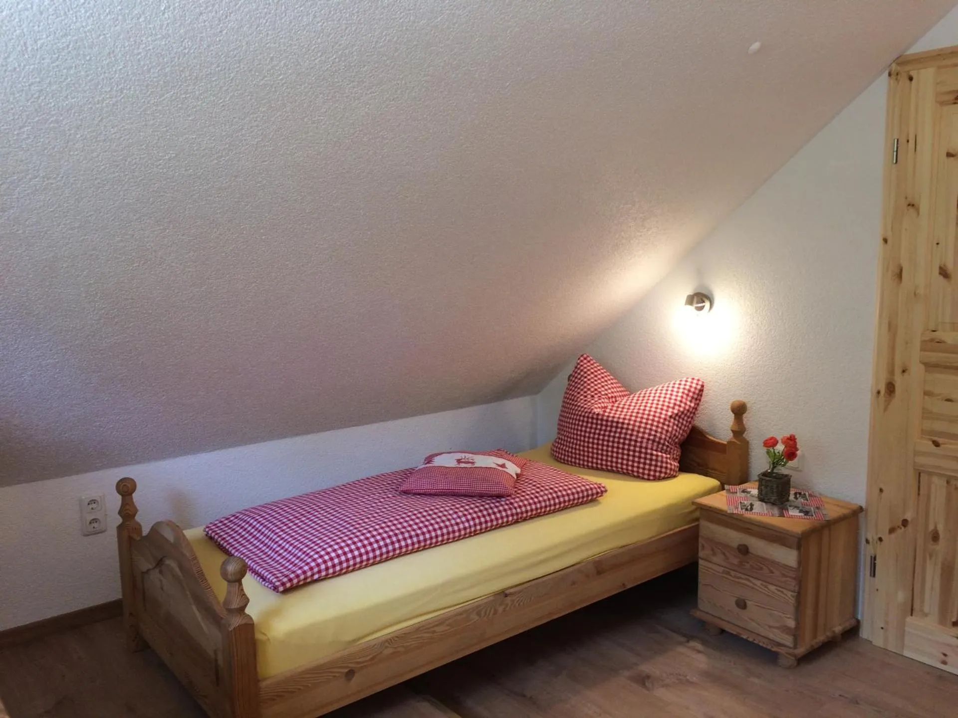 Bedroom, Bed in Appartements und Ferienhaus Gasthof Kanzlersgrund