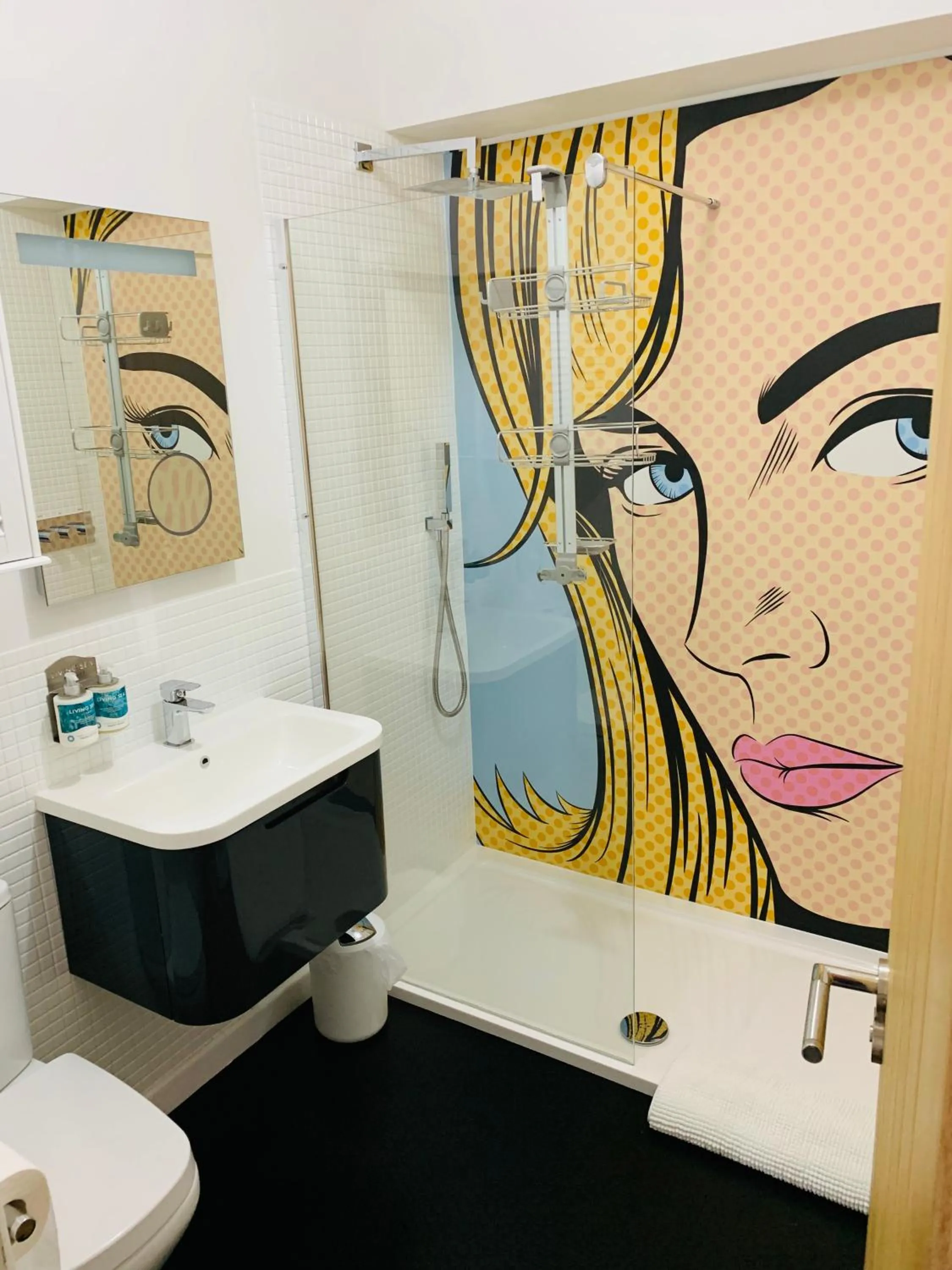 Bathroom in Porth Beach Hotel